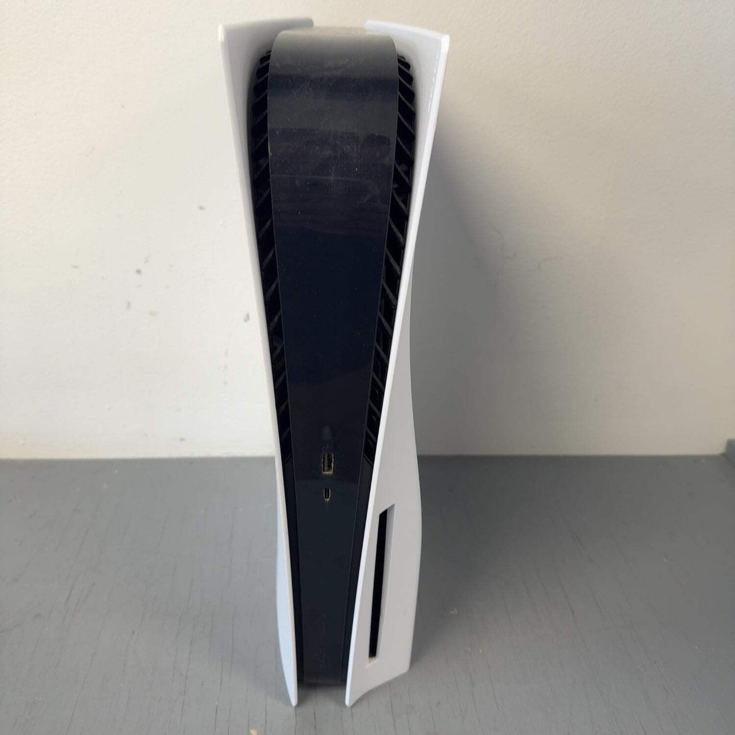 Sony PlayStation 5 Disc PS5 825GB White Console Gaming System Only CFI-1215A