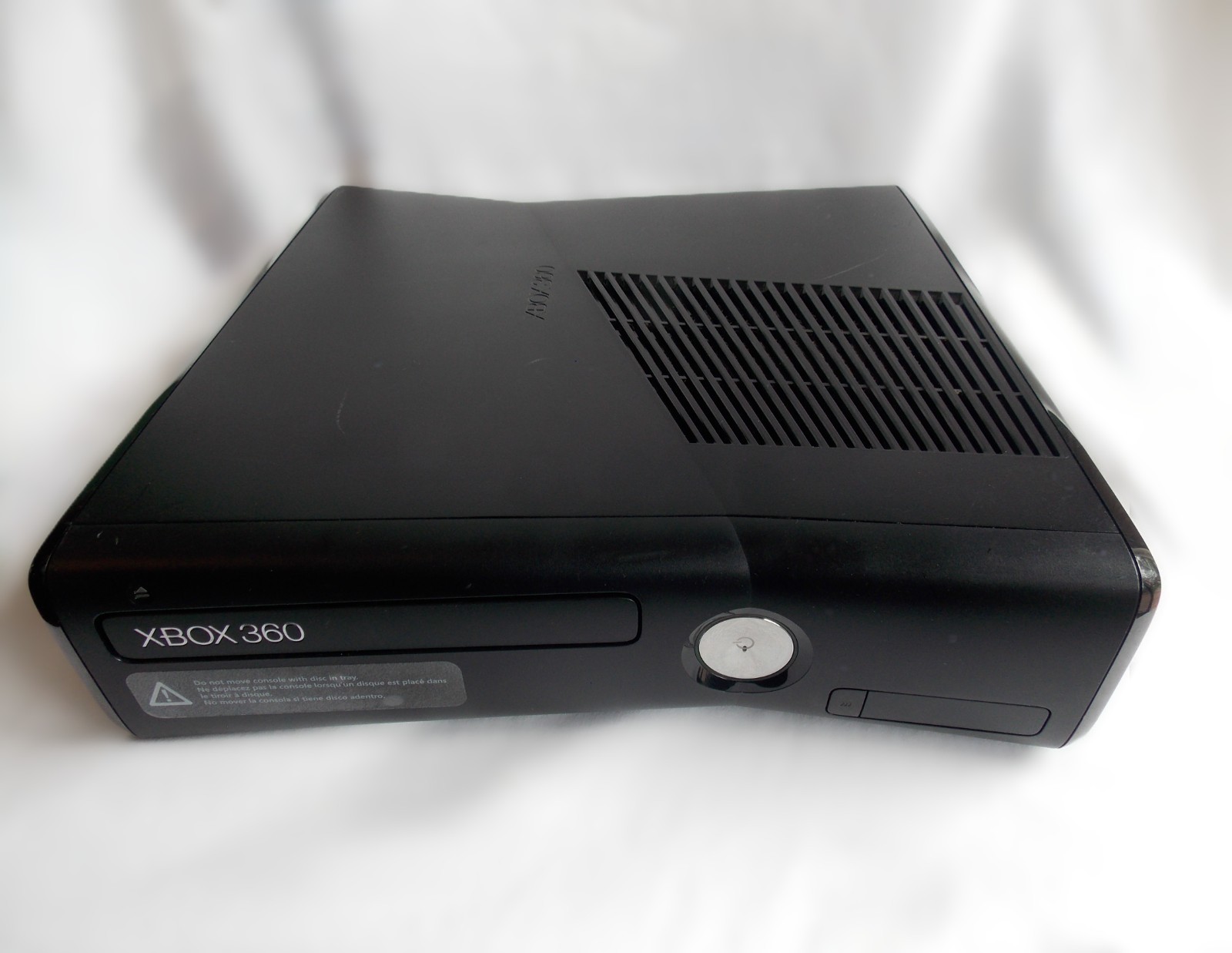 Xbox 360 S 1439 w/Cords & Controller No HDD Tested and Works