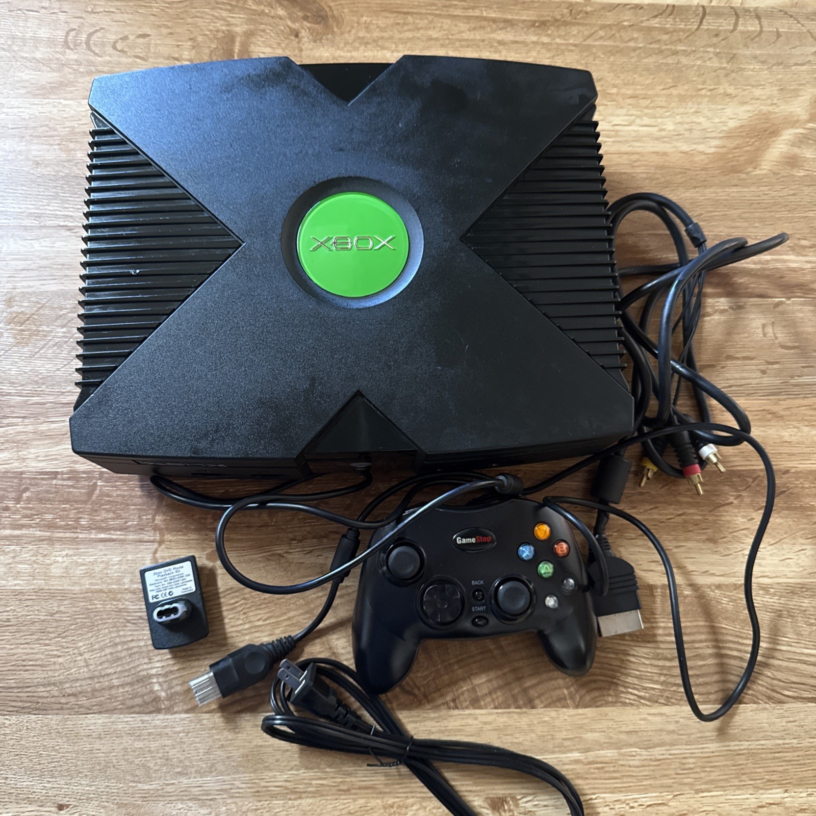 Microsoft Xbox Original Black Video Game Console Bundle