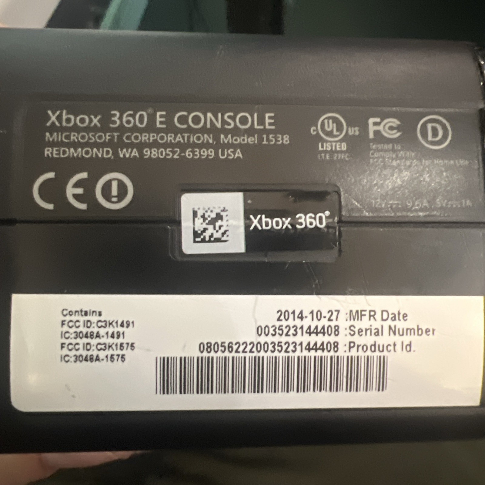 Microsoft Xbox 360 E 4GB Video Games Console – Black – Original Box & Kinect