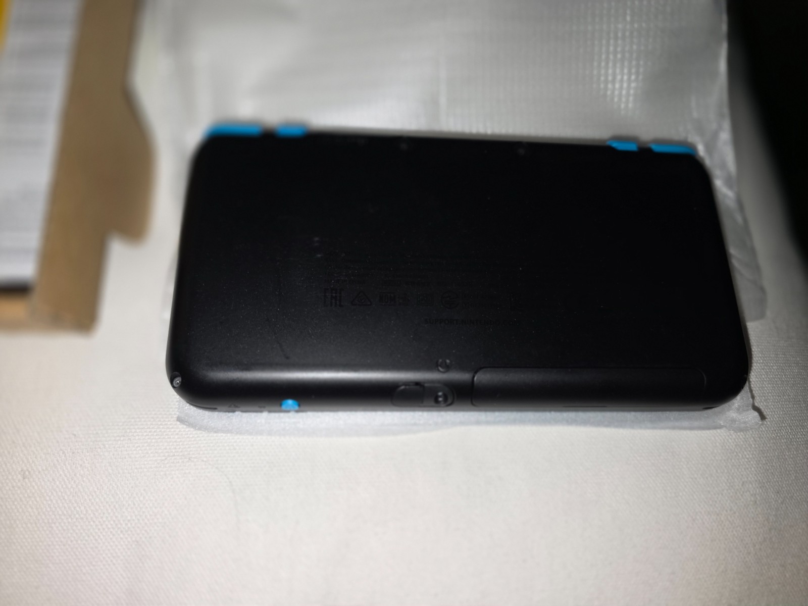 nintendo 2ds xl console black turquoise mint condition original box