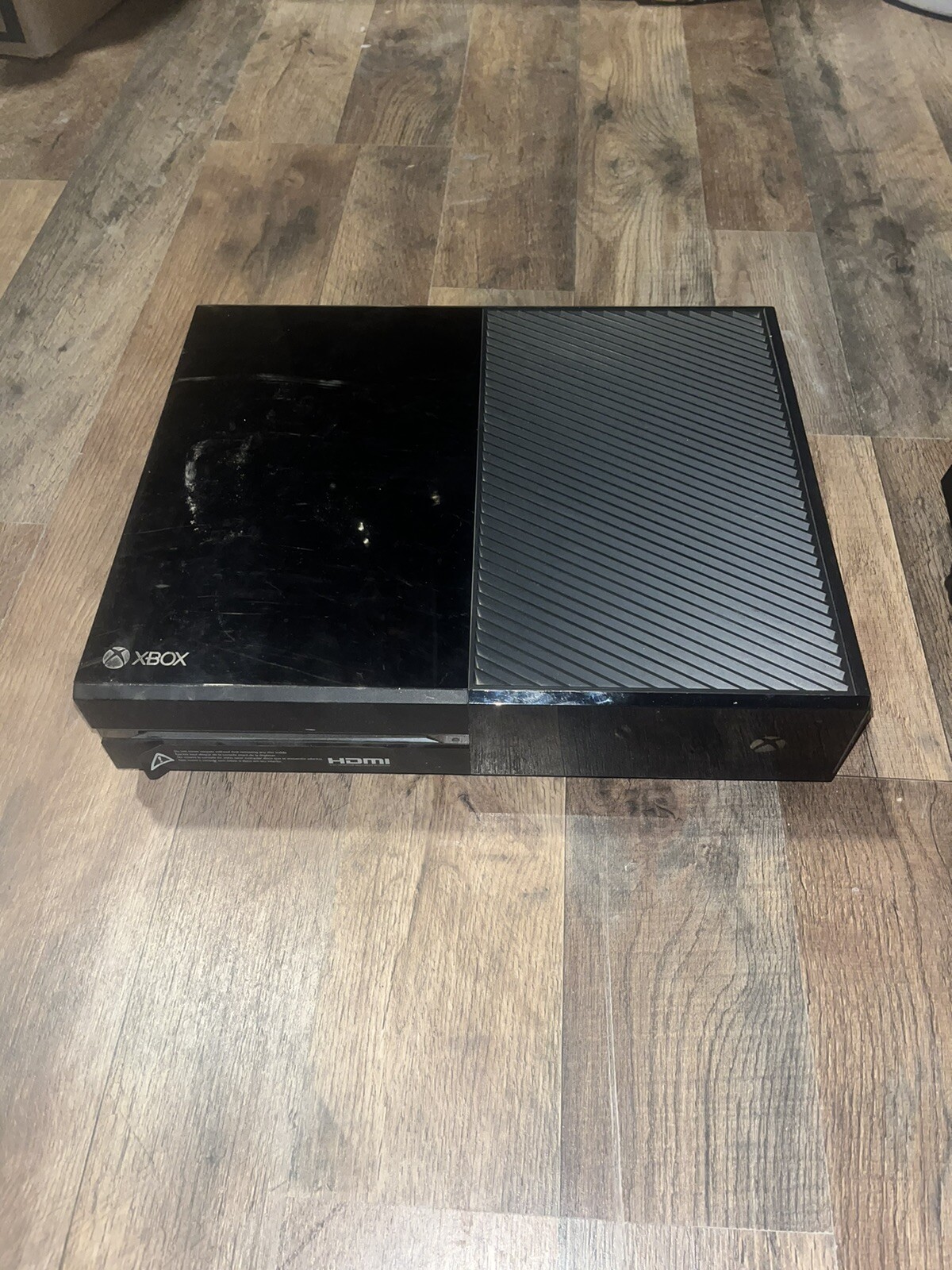 Microsoft Xbox One 500GB Console – Black (5C5-00025)