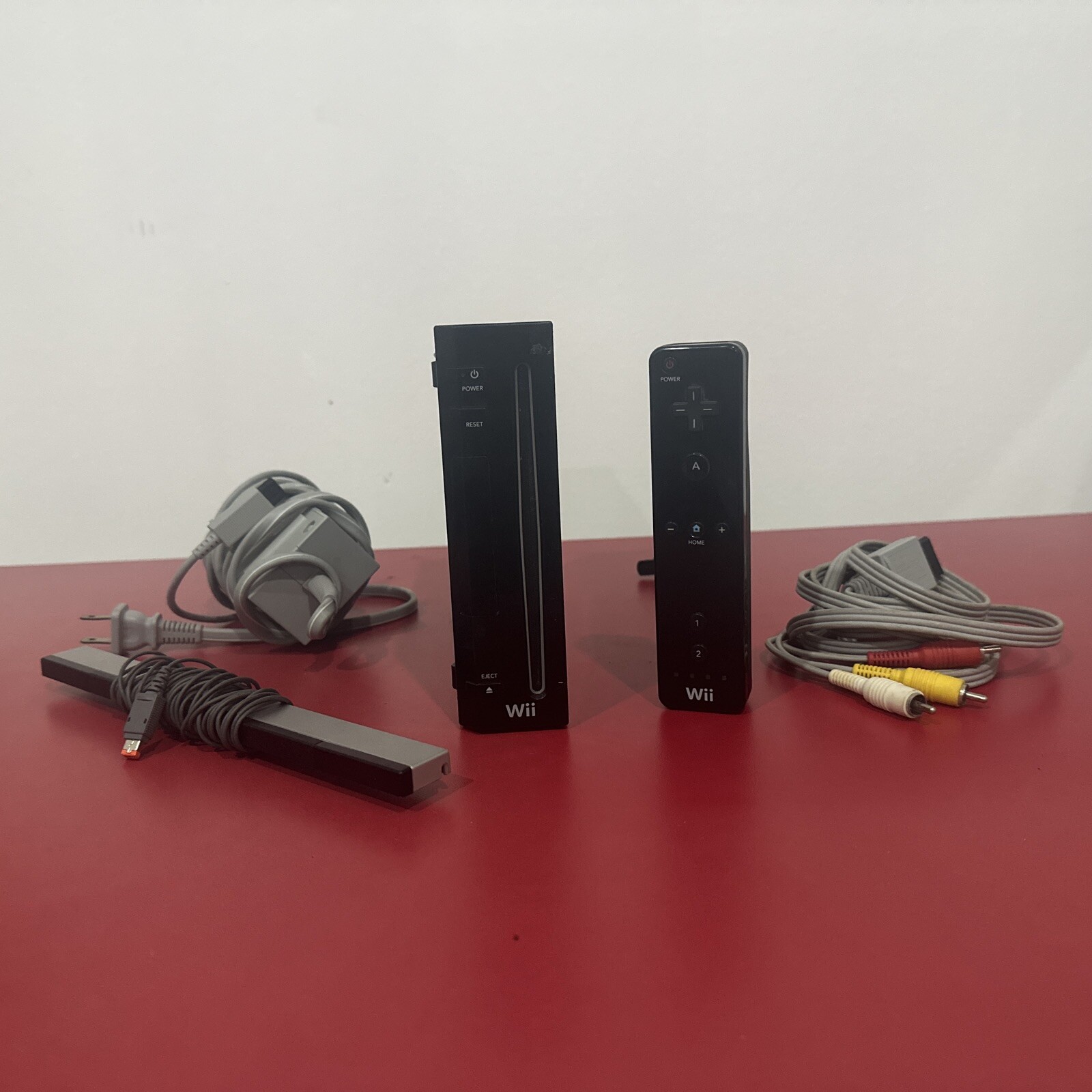 Nintendo Wii Black Console System GameCube Compatible Bundle – Cleaned Working