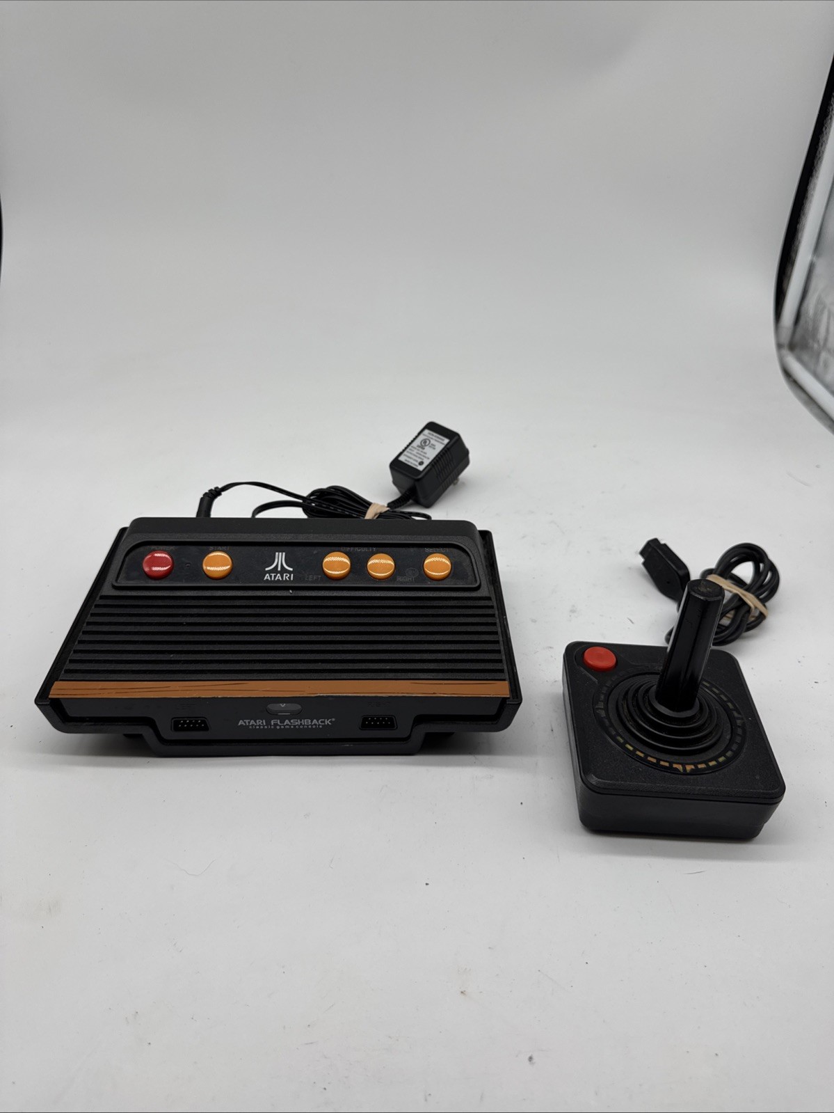 Atari Flashback Complete Console. s2