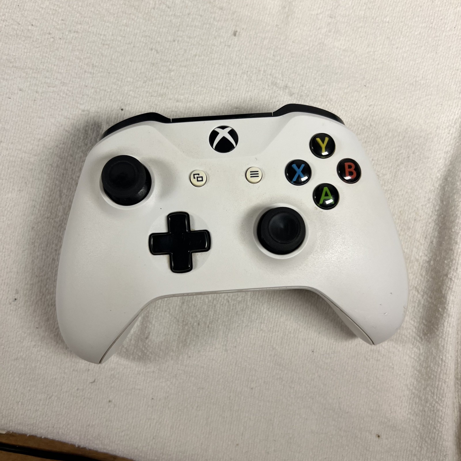 ​Xbox One S White Console Bundle Controller + 5 Games Tested & Working