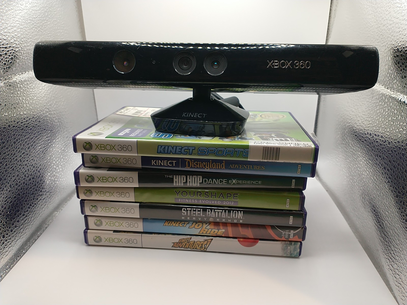 xbox kinect 360 Bundle..Includes Sensor And 7 Games. All Cib Except Joy Ride