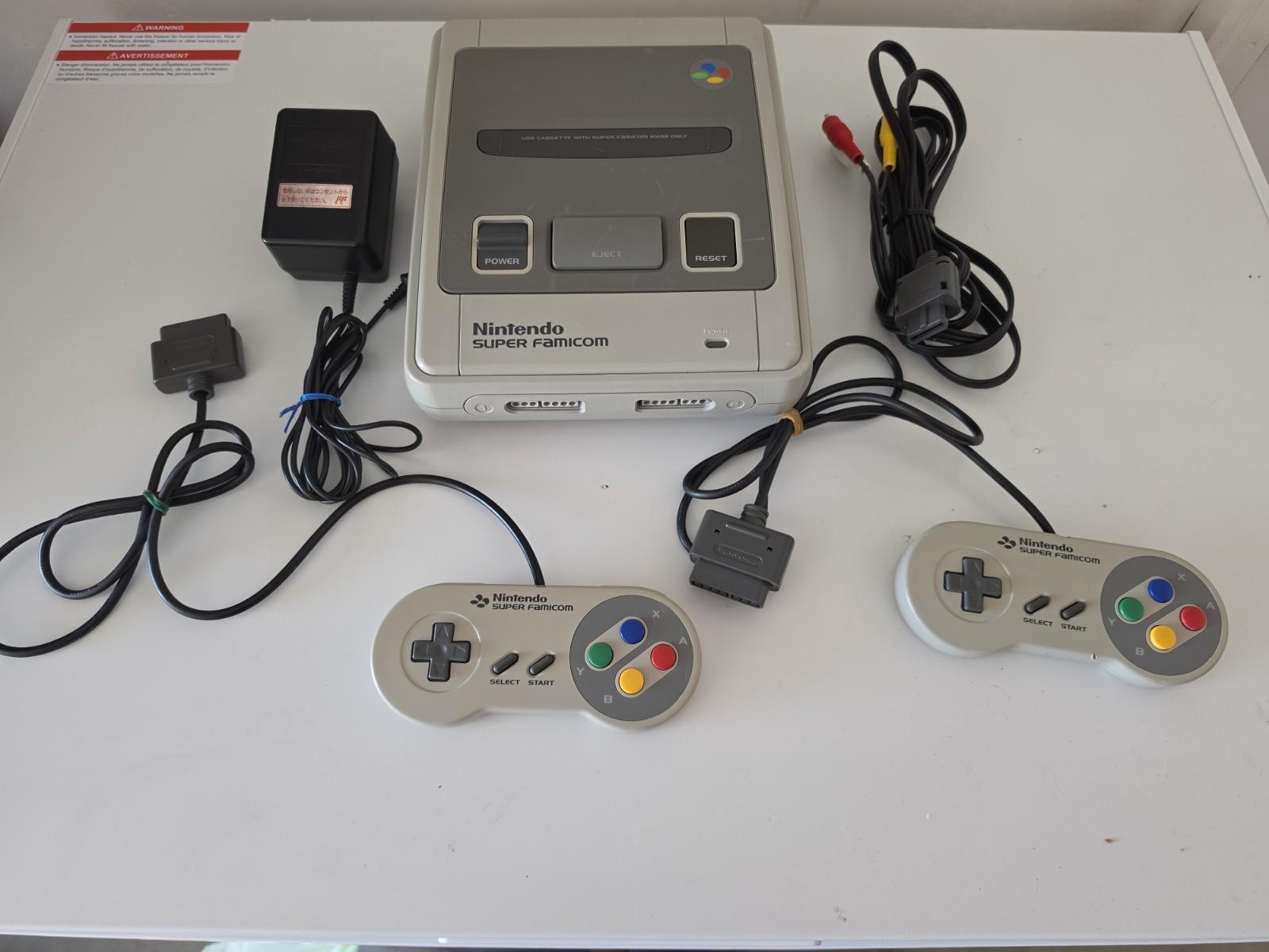 Nintendo Super Famicom SHVC-001 Retro Console Cleaned And Tested