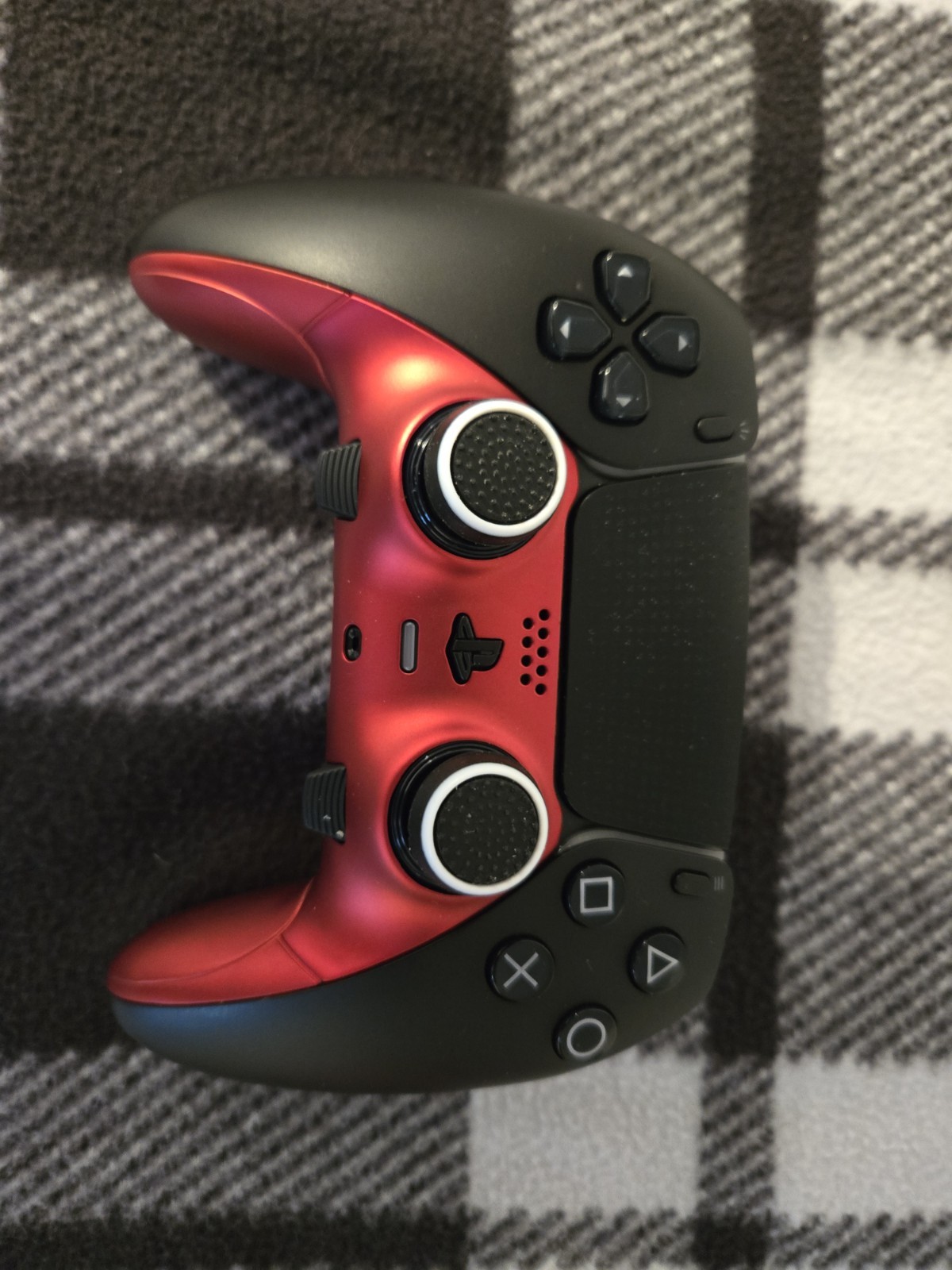 PS5 Pro Bundle Spider-Man Plates, Portal, DualSense Edge, INZONE Buds