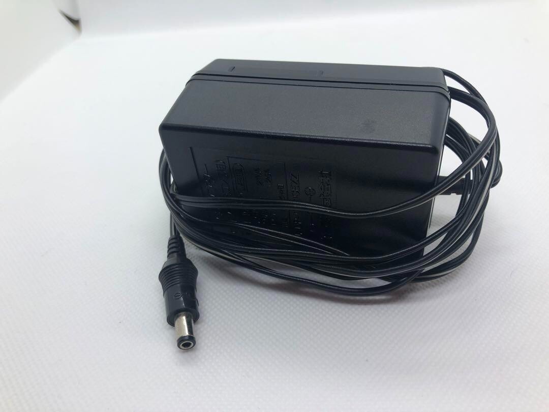 Nintendo(Sharp) Twin Famicom Console System Black With AC Adapter AC100V