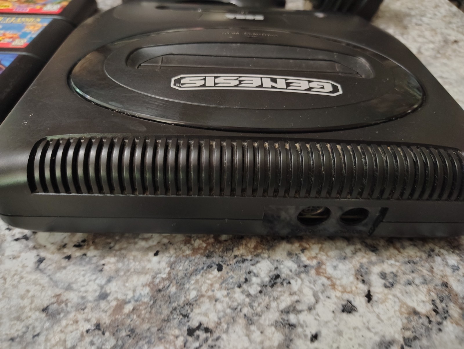 Sega Genesis Console Bundle Controller Cables Street Fighter II Aladdin Sonic