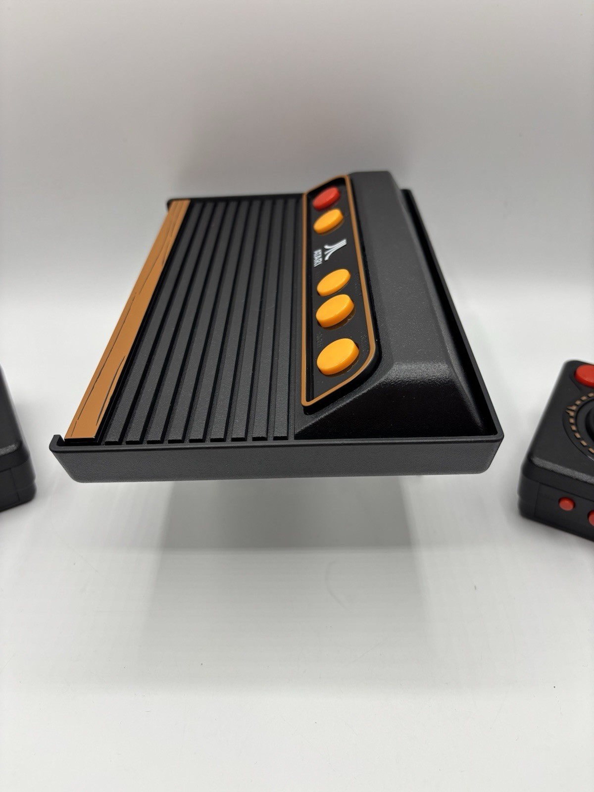 Atari Flashback 8 GOLD 40th HD 120 Games 2 Joysticks, Power Adapter, HDMI Tested