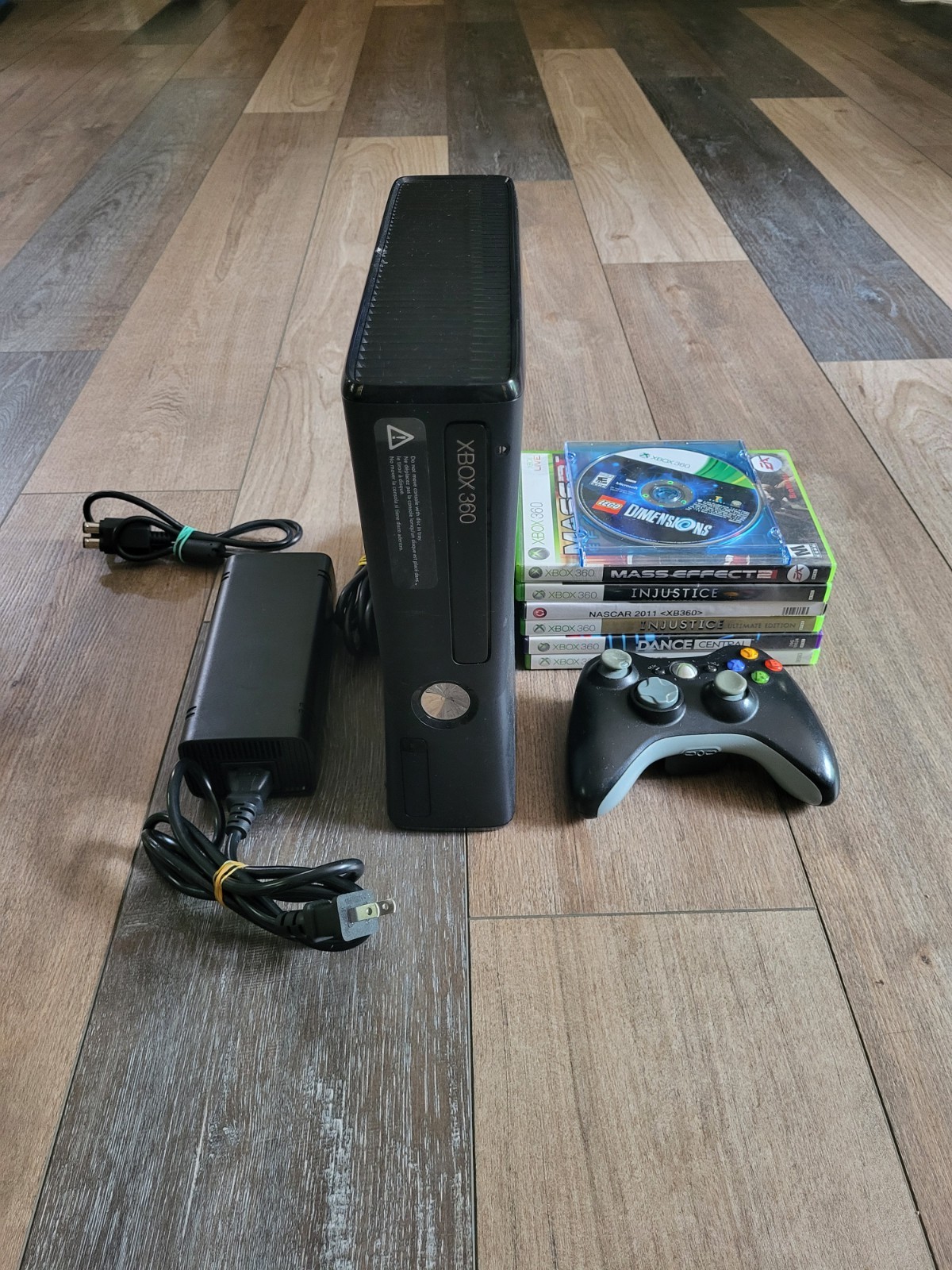 Xbox 360 S Slim Black (Model 1439) Console Bundle Tested Working 250GB
