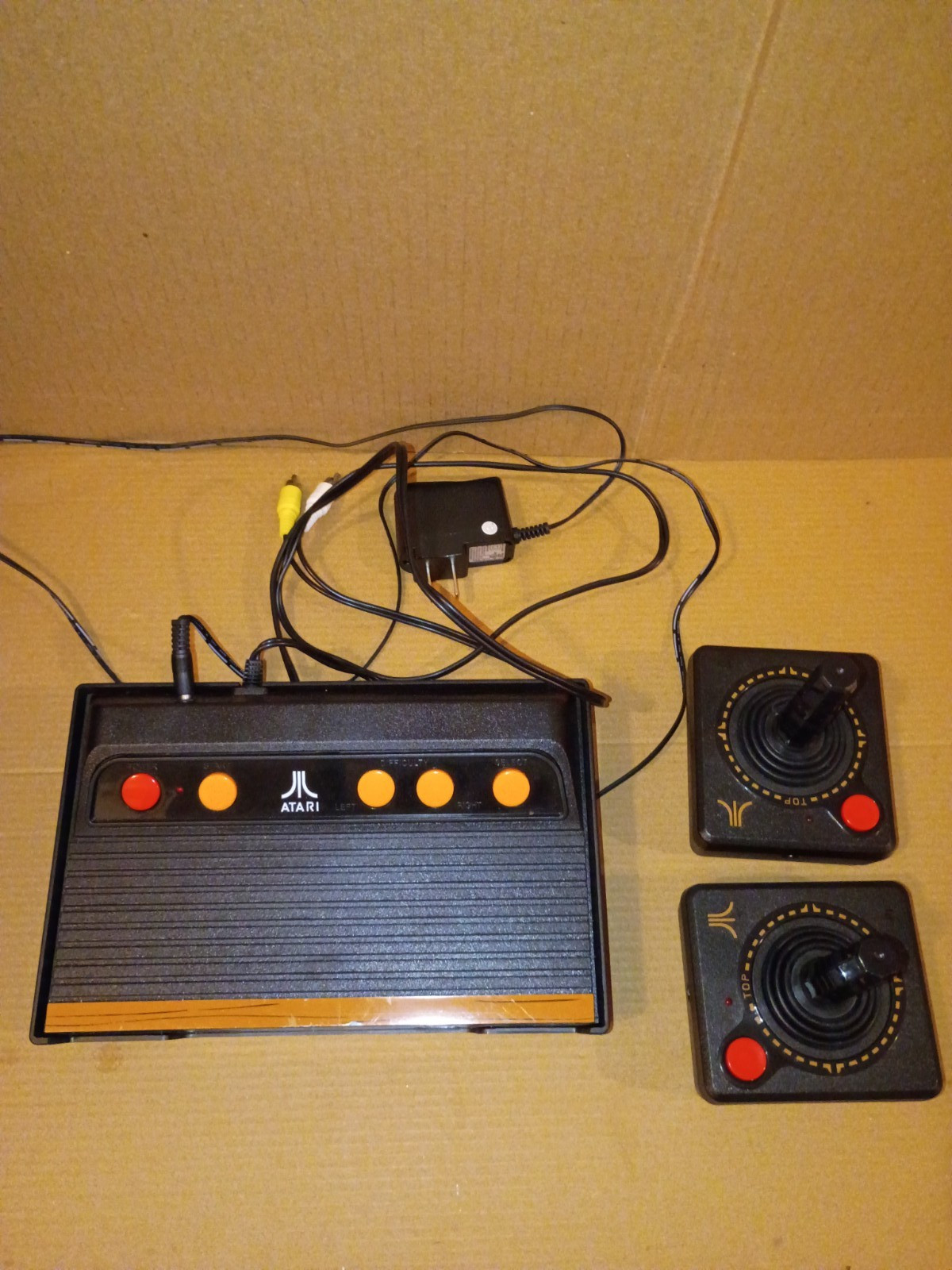 Atari Flashback Classic Game Console w/Cables, Chargers & 2 Remotes – Tested.