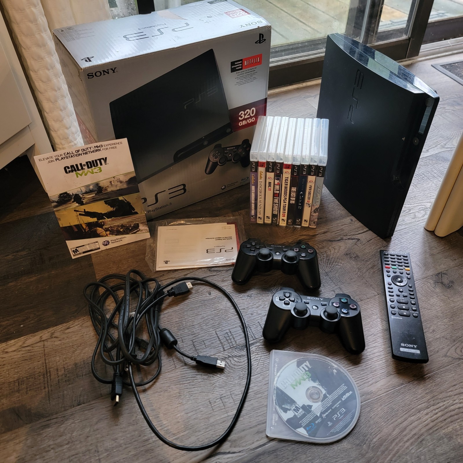 ps3 slim 320gb Console Bundle 10 Games With 2x Controllers Tested