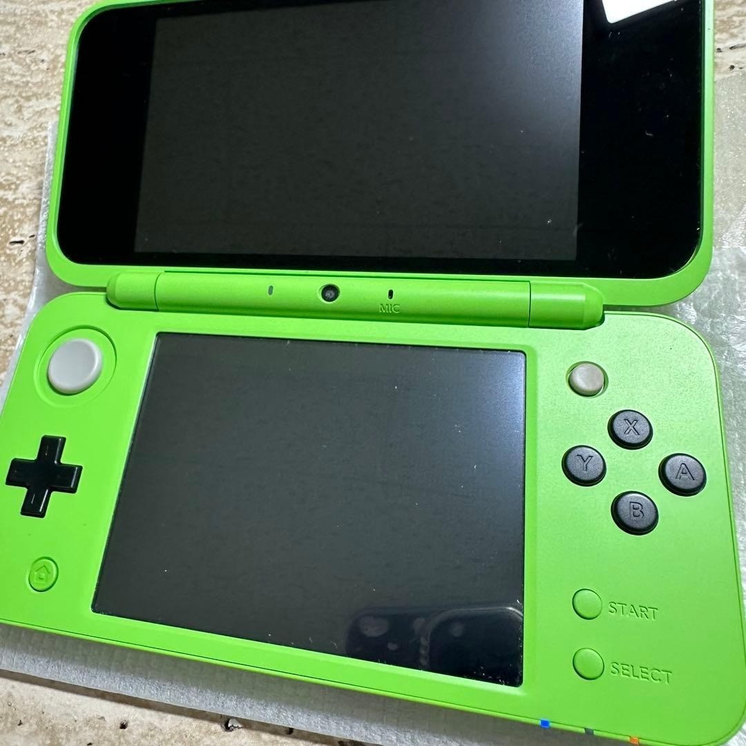 Nintendo New 2DS LL Minecraft Creeper Edition Complete in Box 6925