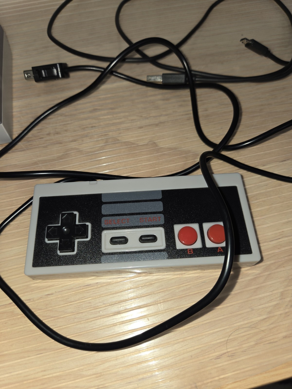 Nintendo NES Classic Edition Mini Model CLV-001 – Console With 2 Controllers