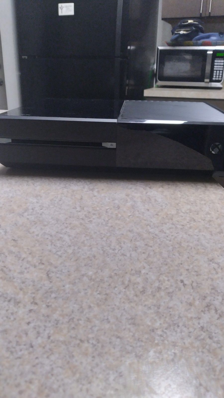 Microsoft Xbox One 500GB Console – Black (5C5-00025)