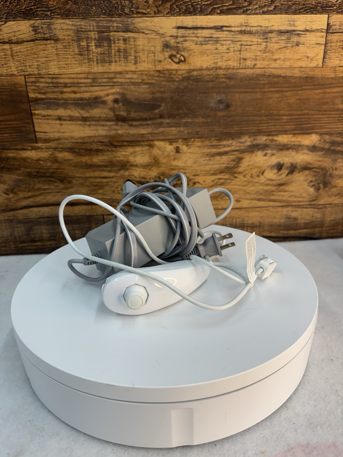 Nintendo Wii Console System: 1 controller and 1 joystick with power cord