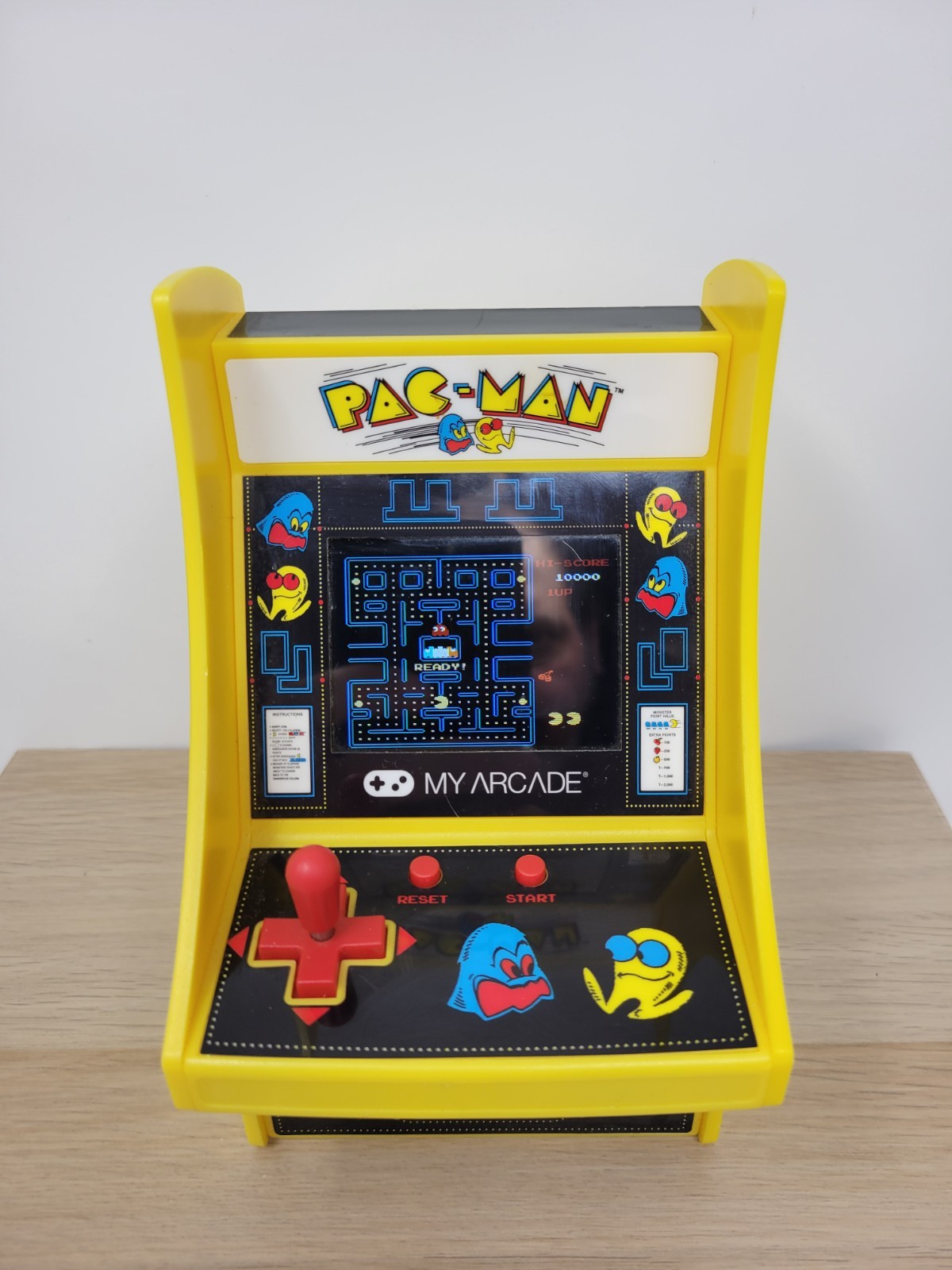 My Arcade Pac-Man Micro Player Pro 6.75″ Mini Arcade Machine Portable Video Game