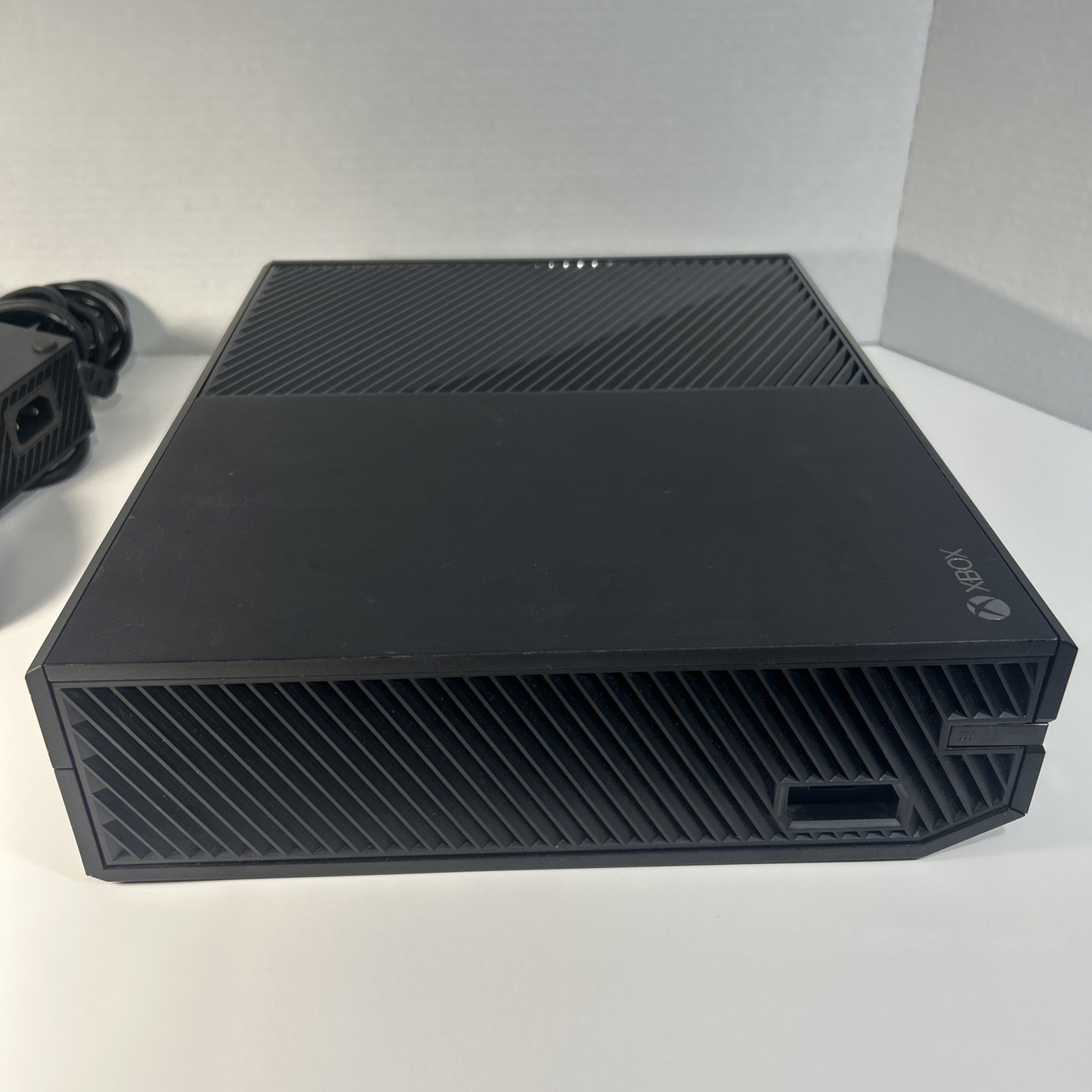 Microsoft Xbox One 500GB Console Model 1540 w/ Xbox Series Controller Tested