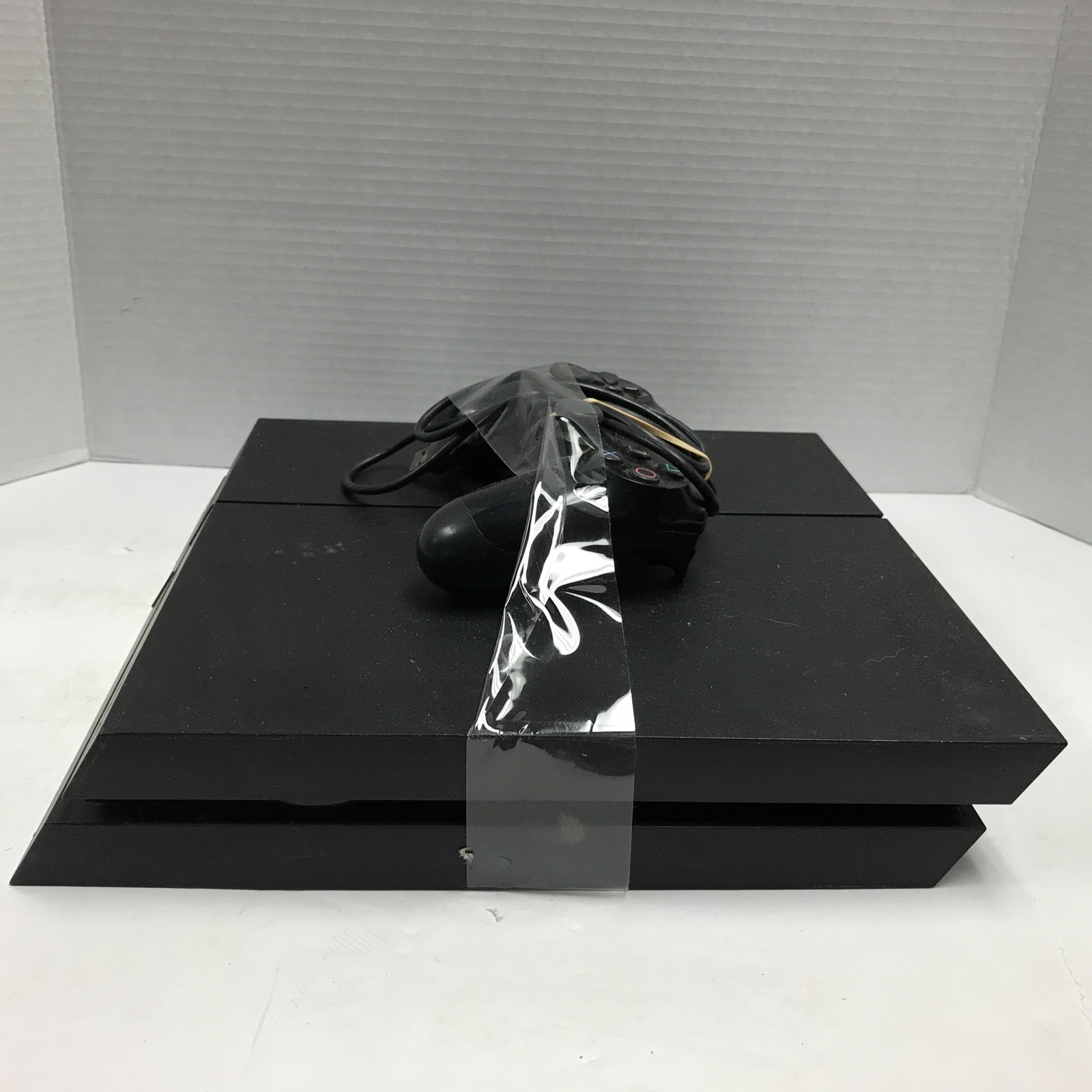 PS4 Playstation 4 Console WITH CONTROLLER (P08034439)