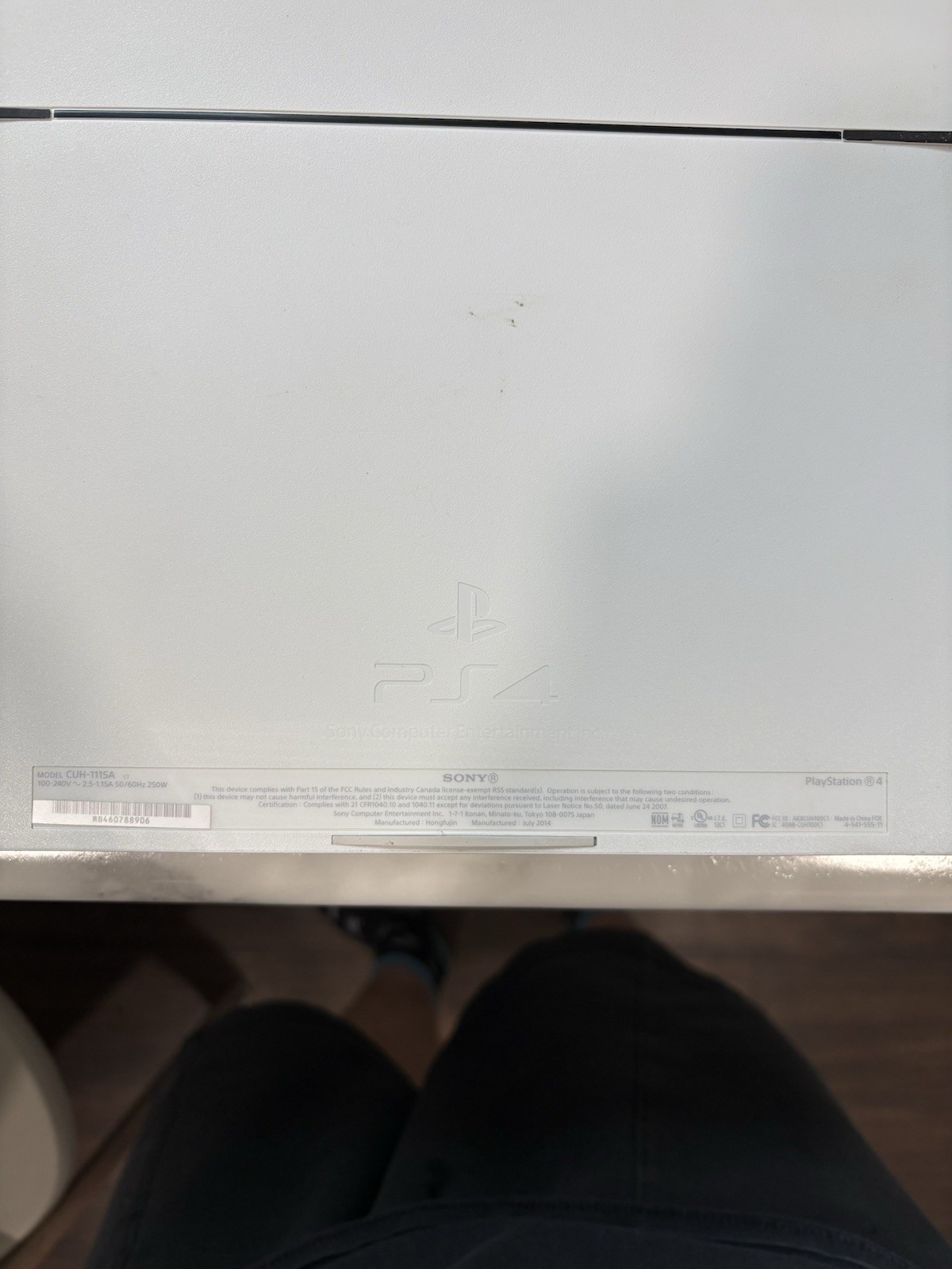 Sony PlayStation 4 PS4 500GB Console with Controller – Glacier White Bundle!