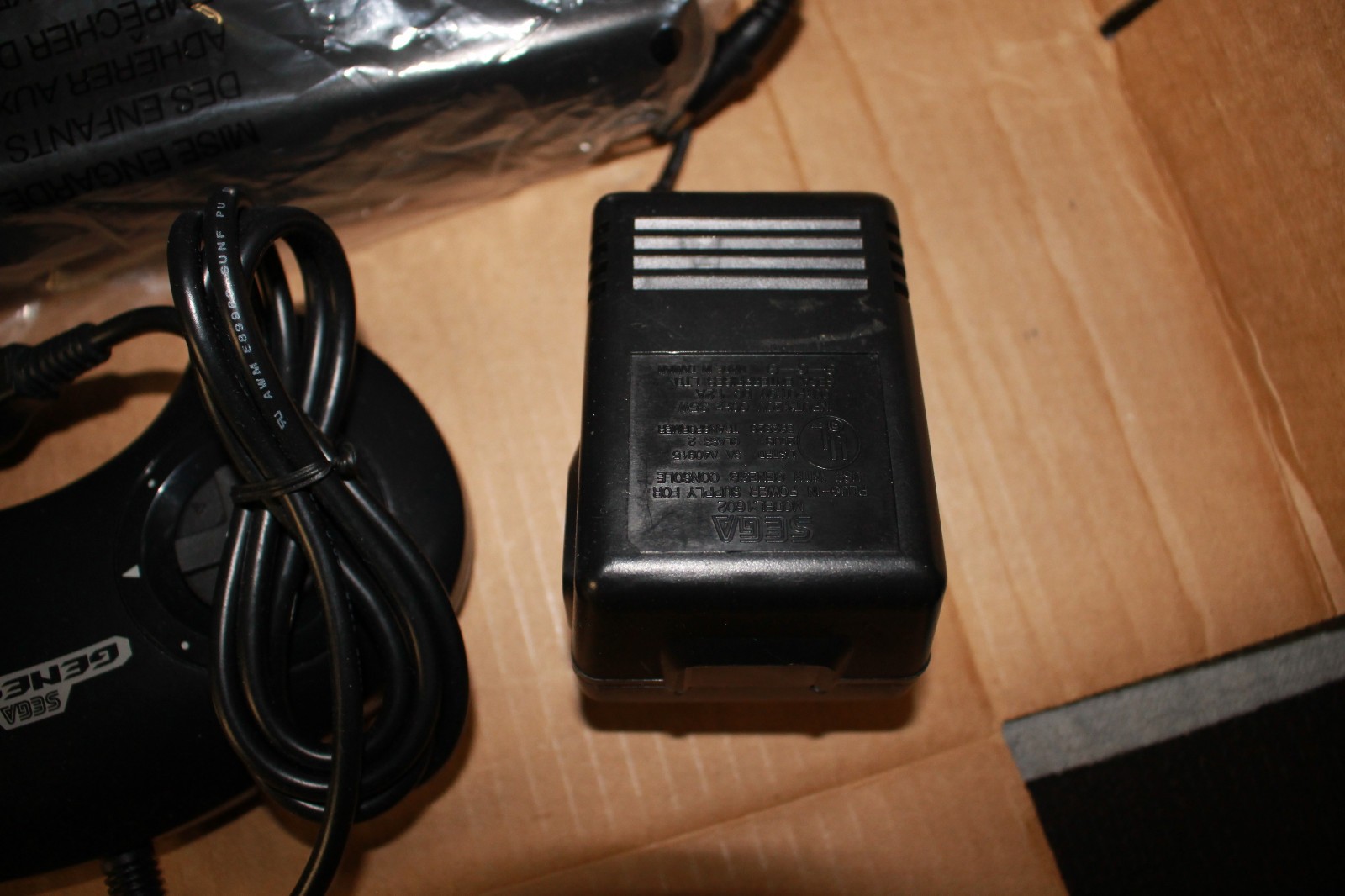 SEGA Genesis Console MK-1611 Core System Complete in Protective Box Circa 1989