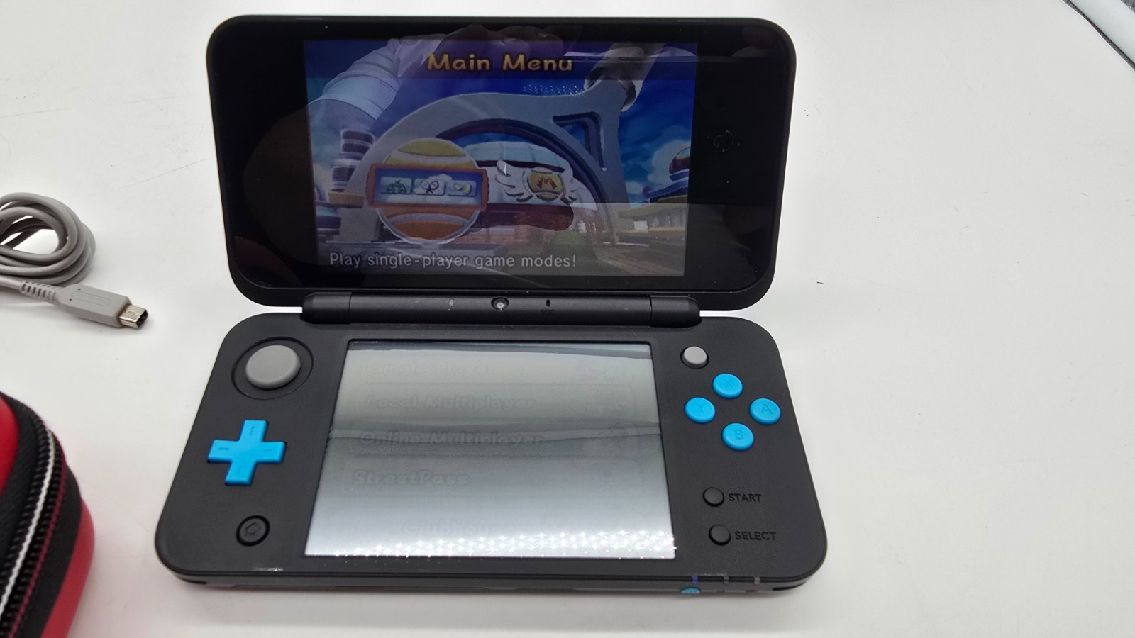 Nintendo 2DS XL Handheld Game Console JAN-001 Black/Turquoise w/ Mariokart Case