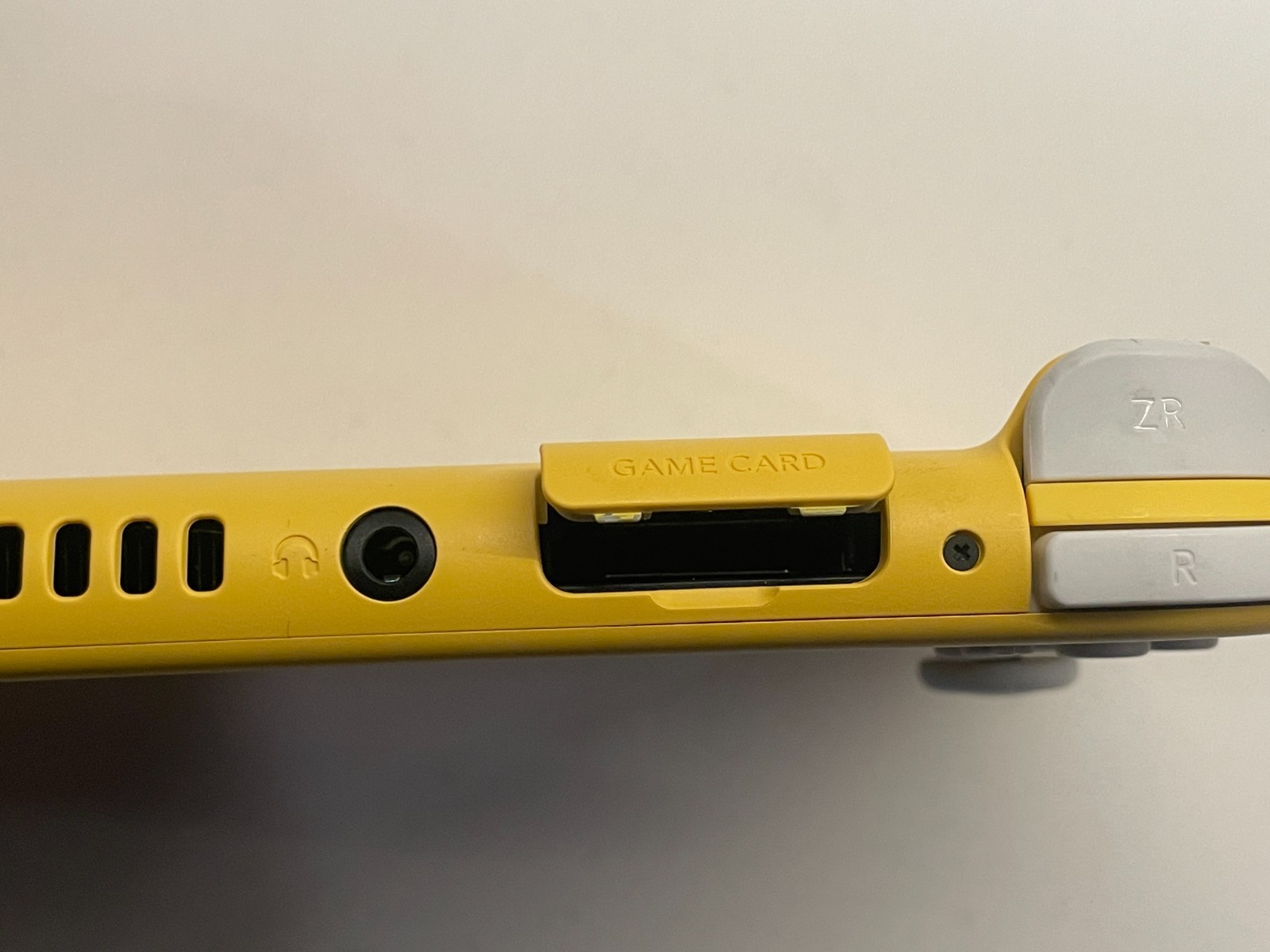 Nintendo Switch Lite Yellow