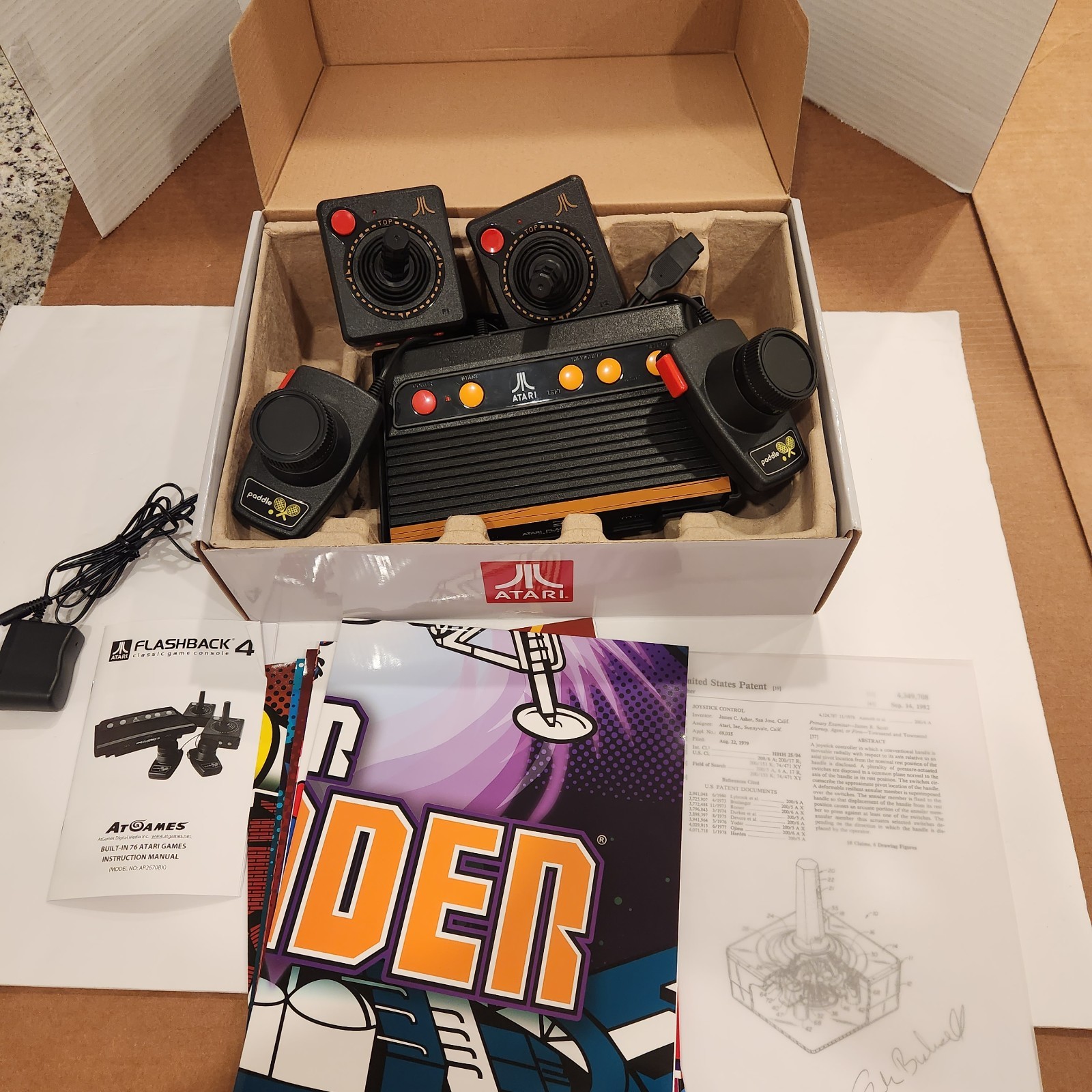 Atari Flashback 4 Classic Game Console Bundle 76 Games Sams Club w/ POSTERS EUC