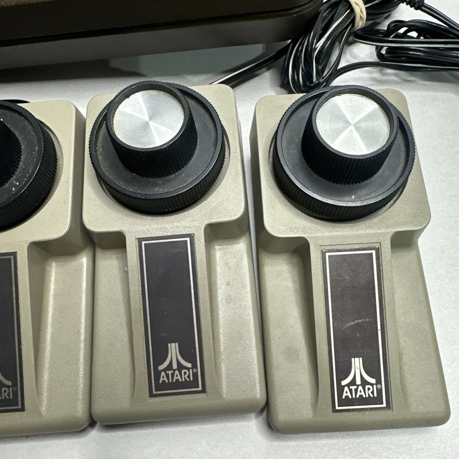 Atari C-402 Console + 4 Paddles Bundle Branded For Repair