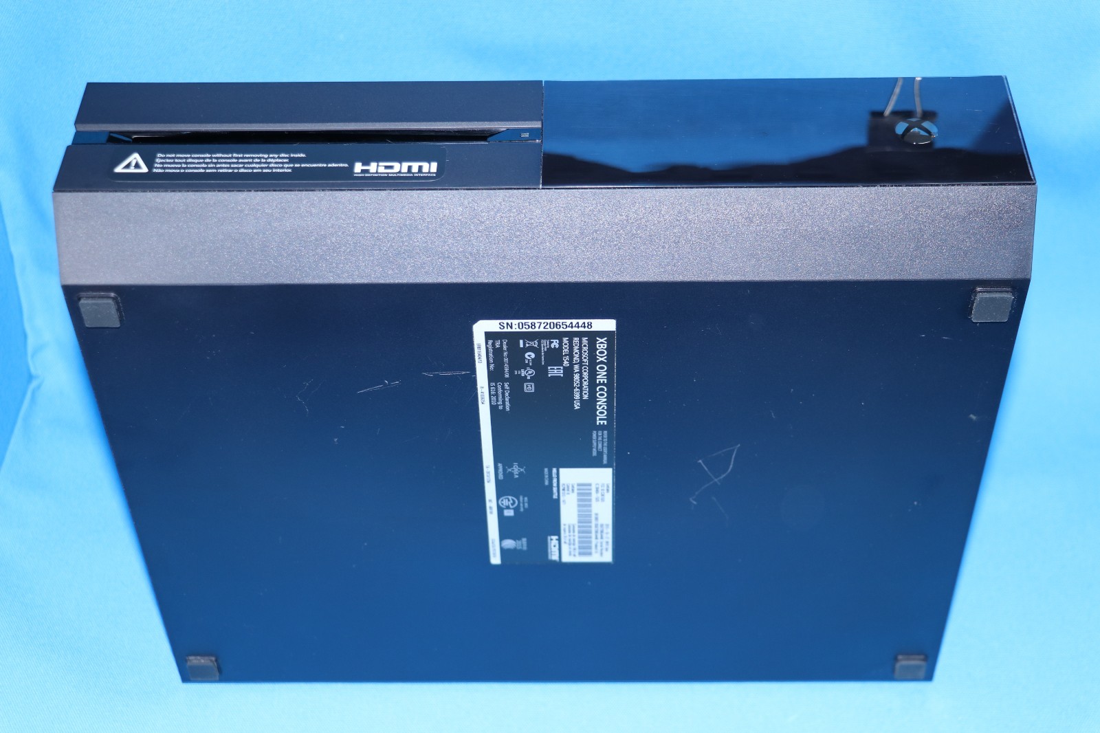 Microsoft Xbox One 1TB 1540 Console Only – Black -ITEM PICTURED 1 YEAR WARRANTY