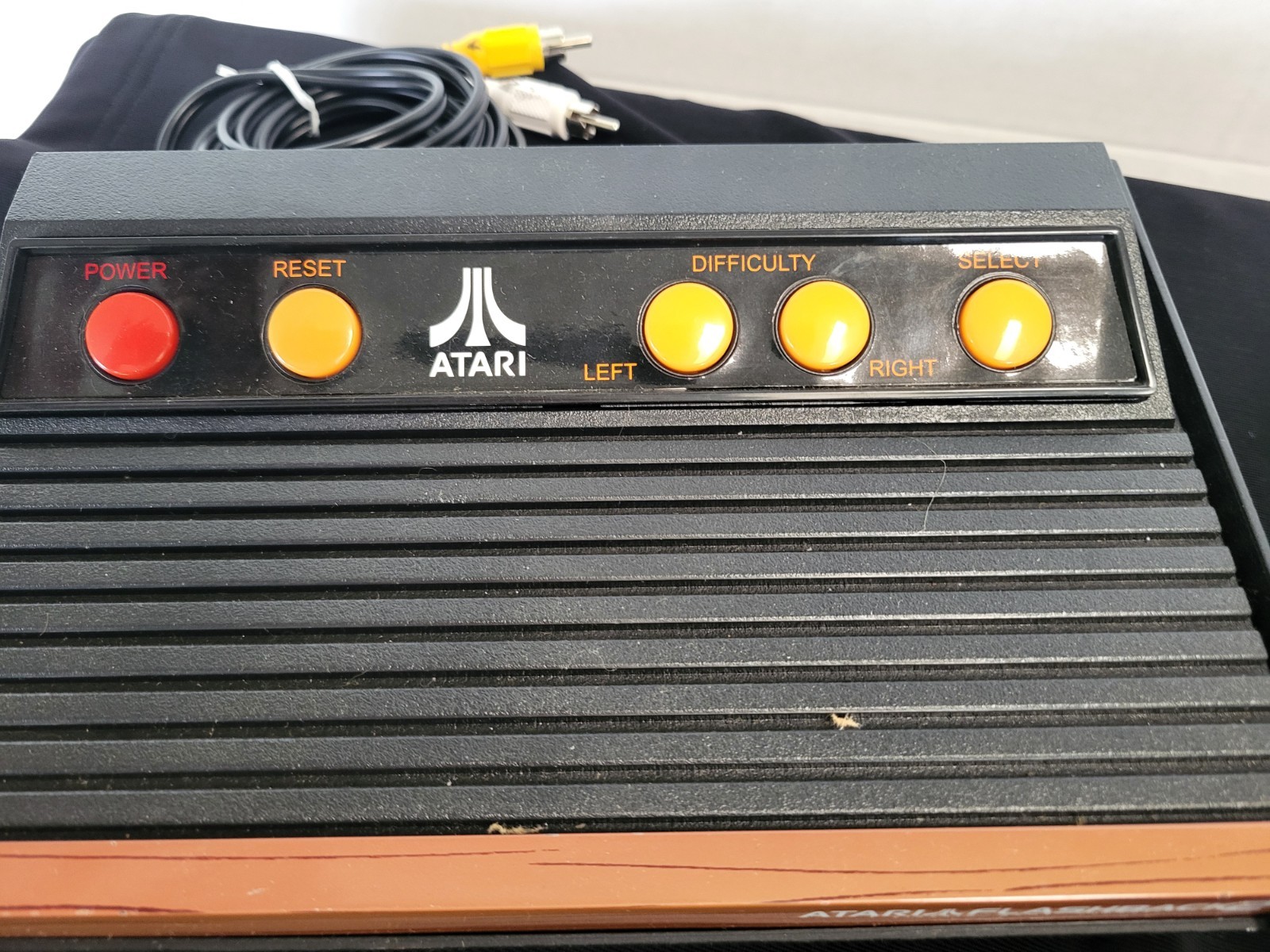 Atari Flashback 2 Classic Game Console W/ Controllers And Hook-Ups Works