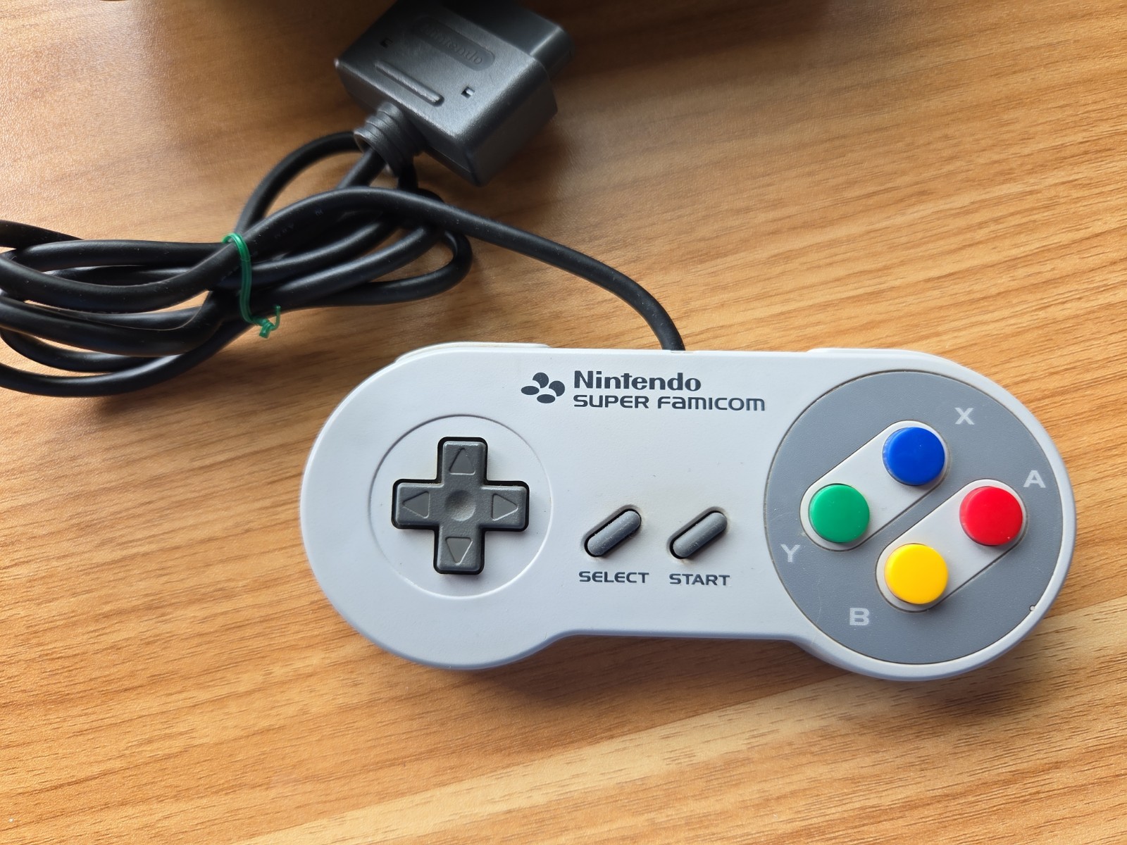 Super Nintendo Famicom SNES Console Bundle Controller + Transparent Gray Shell