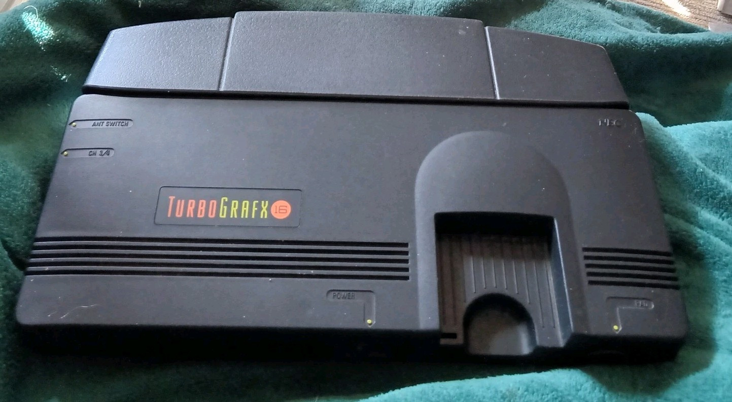 Turbografx 16 Console Lot with Game (NEC Electronics, Vintage Games)