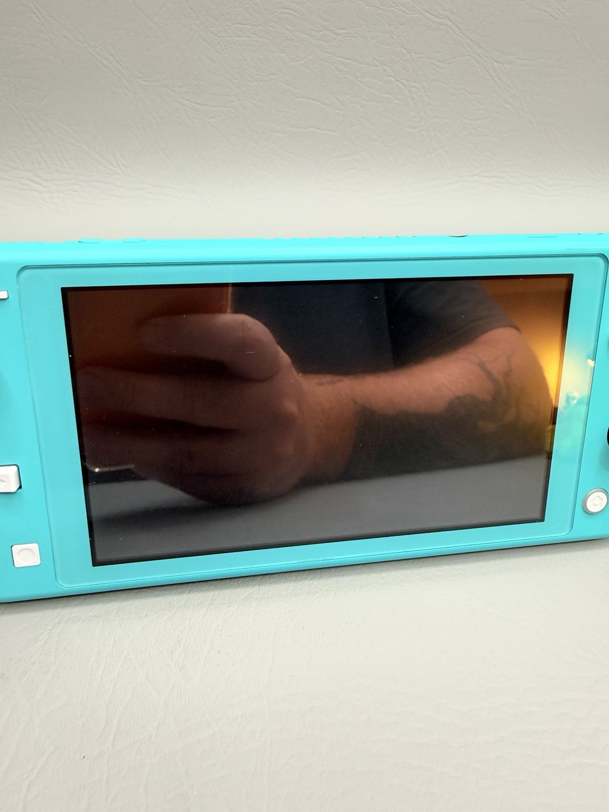 Nintendo Switch Lite – Animal Crossing Aloha Edition – Turquoise – Charger Incl.