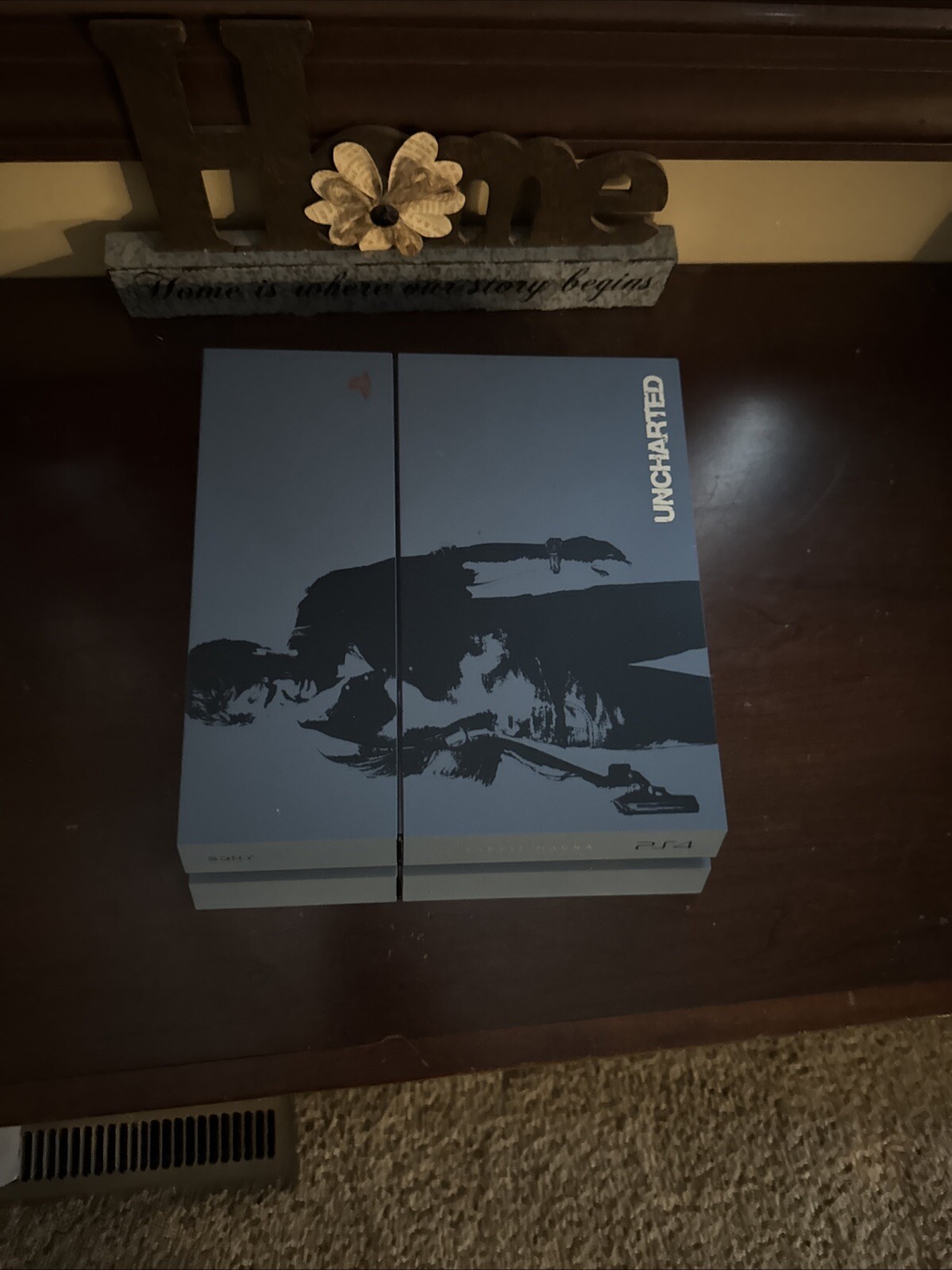 Sony PlayStation 4 500GB Uncharted 4 Limited Edition – Blue