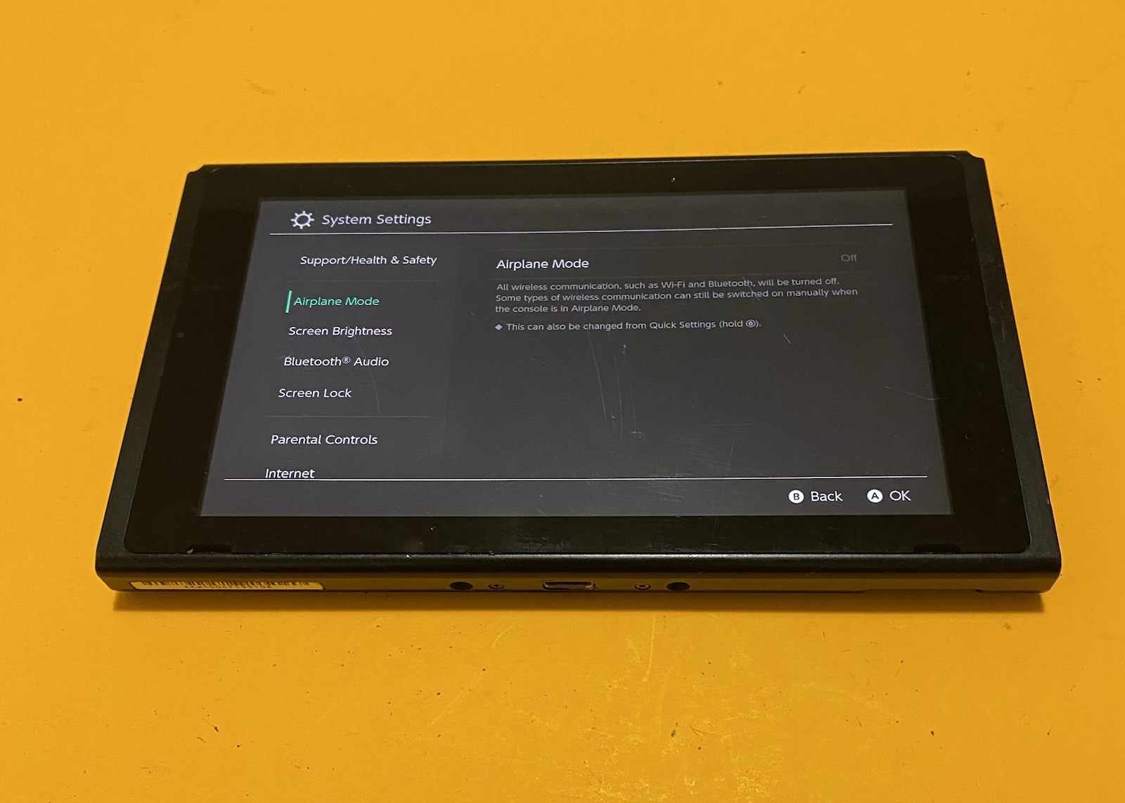 Nintendo Switch Handheld Console Gray Joy-Cons HAC-001 32 GB Working READ