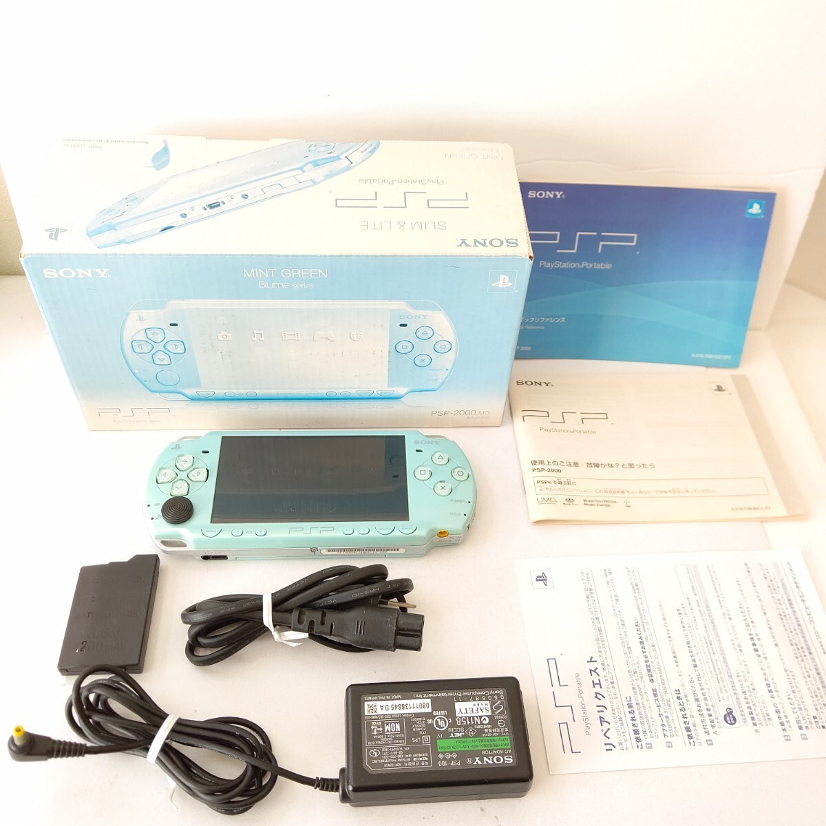 Sony PlayStation Portable PSP-2000 Handheld System Console Wi-Fi Mint Green