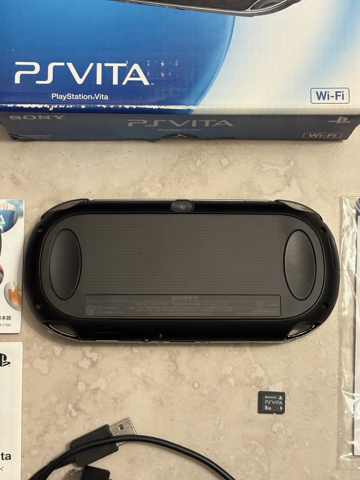 Sony PS Vita PCH-1000 1100 Complete In Box – Black 8GB Very Good Condition