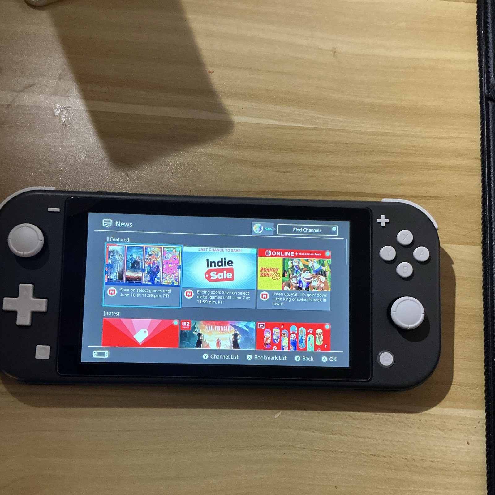 Nintendo Switch Lite Handheld System Grey 32GB 720p Wi-Fi USB-C HDH-001