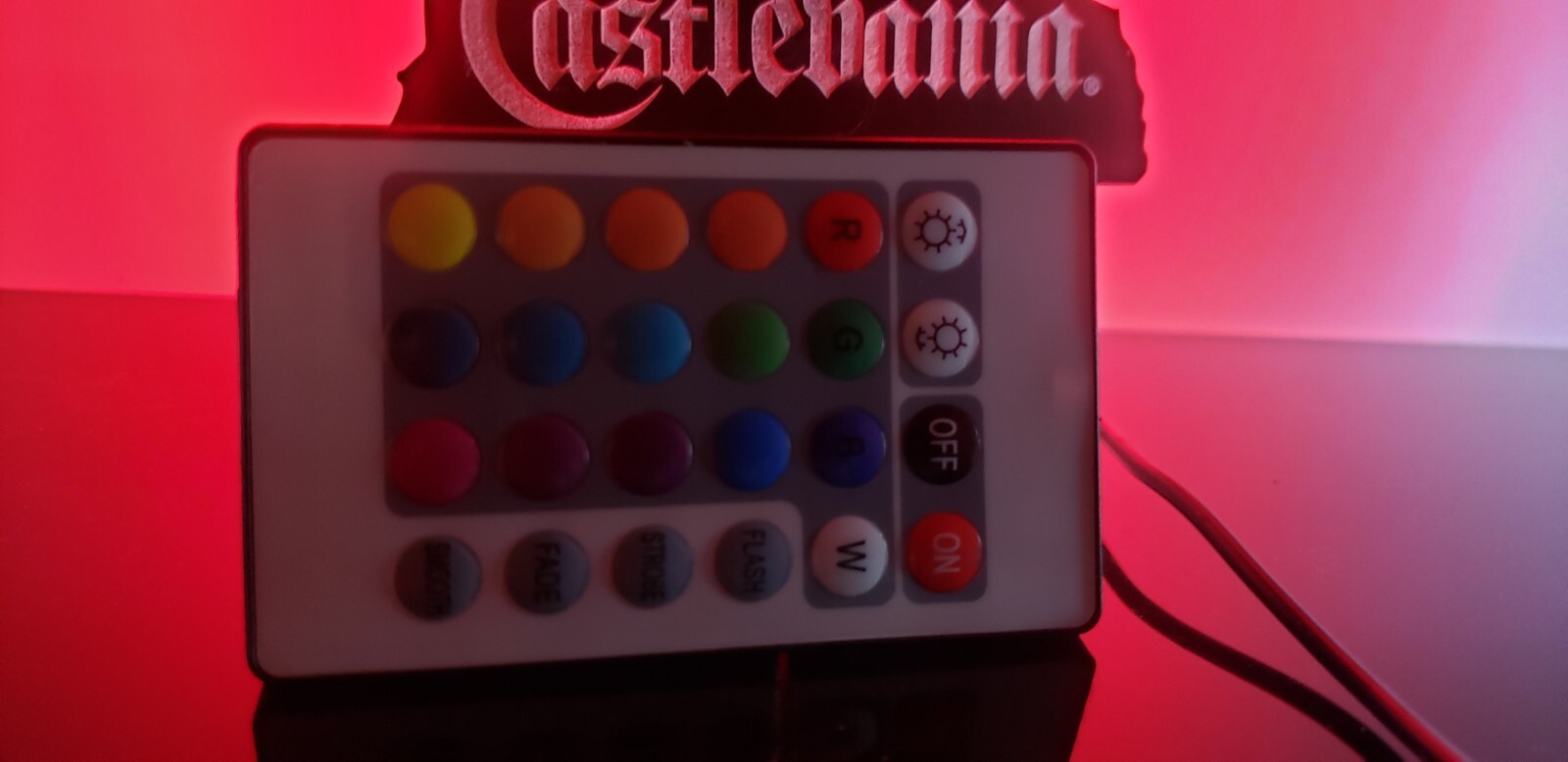 Castlevania light with remote (show it off) crackle base 8 different colors