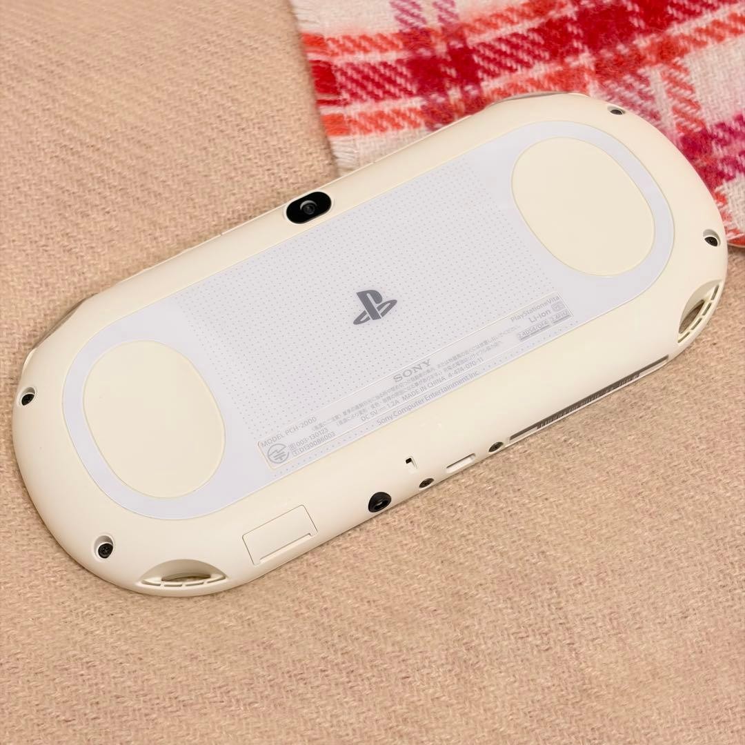 Sony PS Vita PCH-2000 White Console Tested Working Region Free
