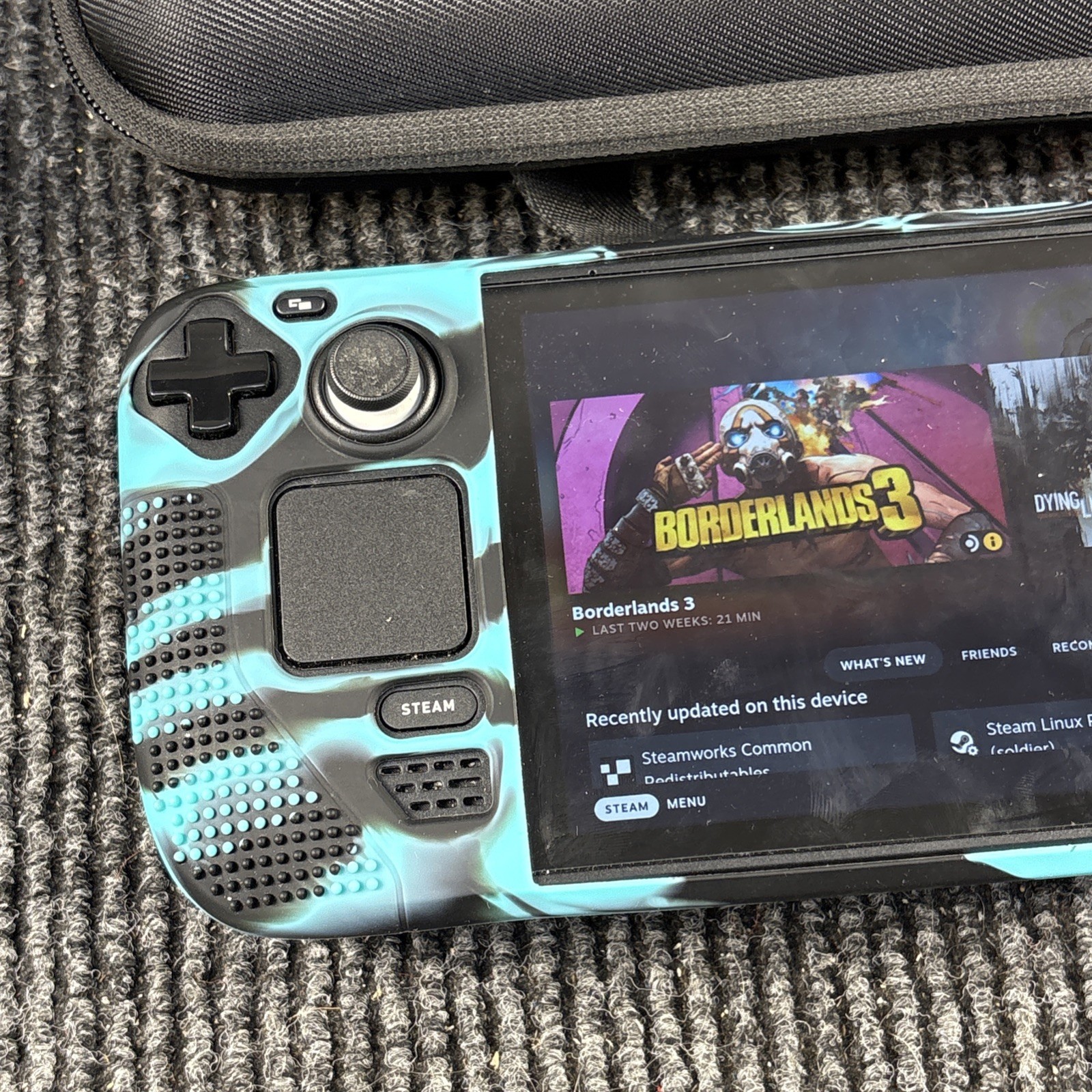 Valve Steam Deck 256GB – Black Model 1010 Handheld System Console