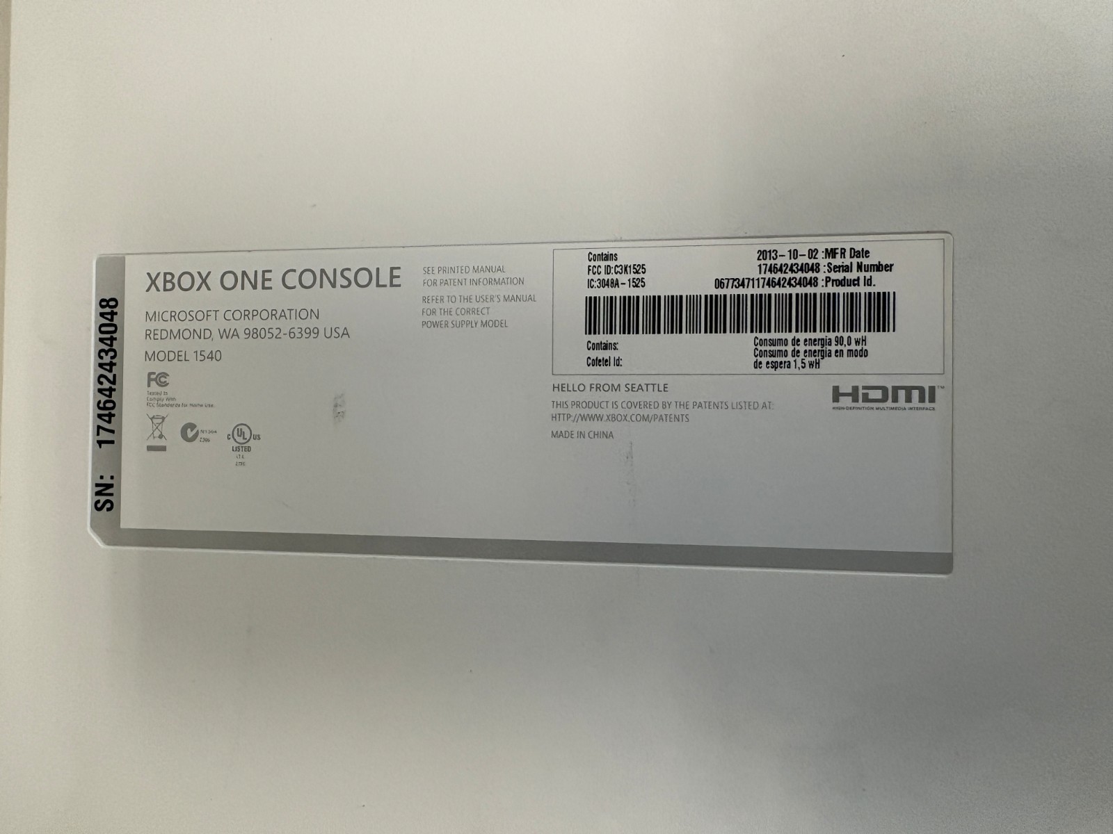 Microsoft Xbox One 1540 500GB Console – I MADE THIS Launch Team 2013 Edition