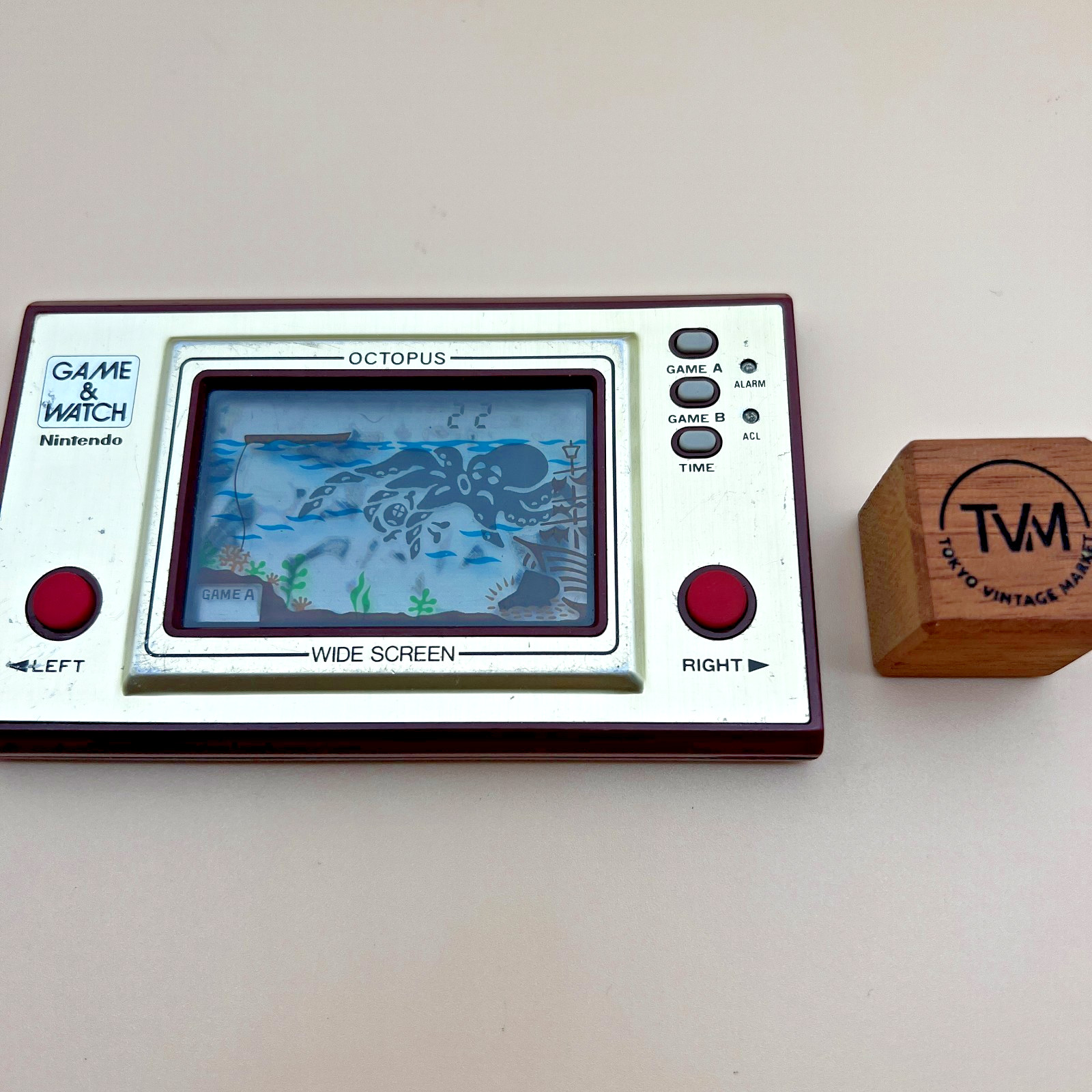 JUNK AS-IS Vintage 1981 Nintendo Game & Watch Octopus OC-22 No battery Lid