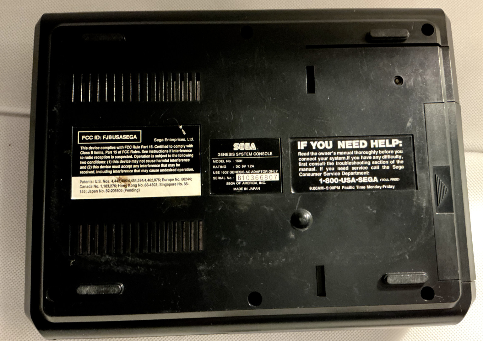 Sega Genesis Model 1601 Console [High Definition]