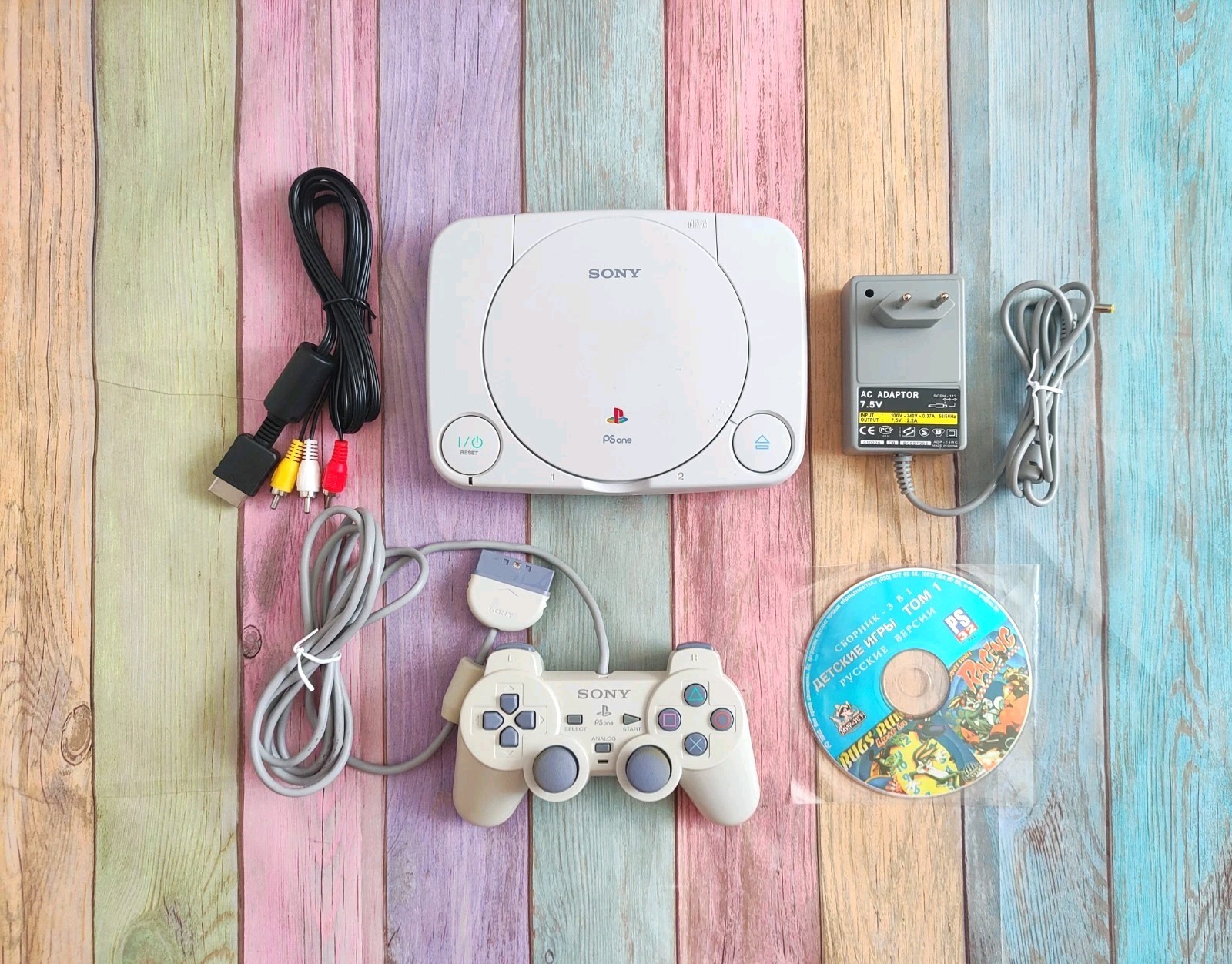 Sony Playstation 1 ps one SCPH-102 psone plays discs from all regions