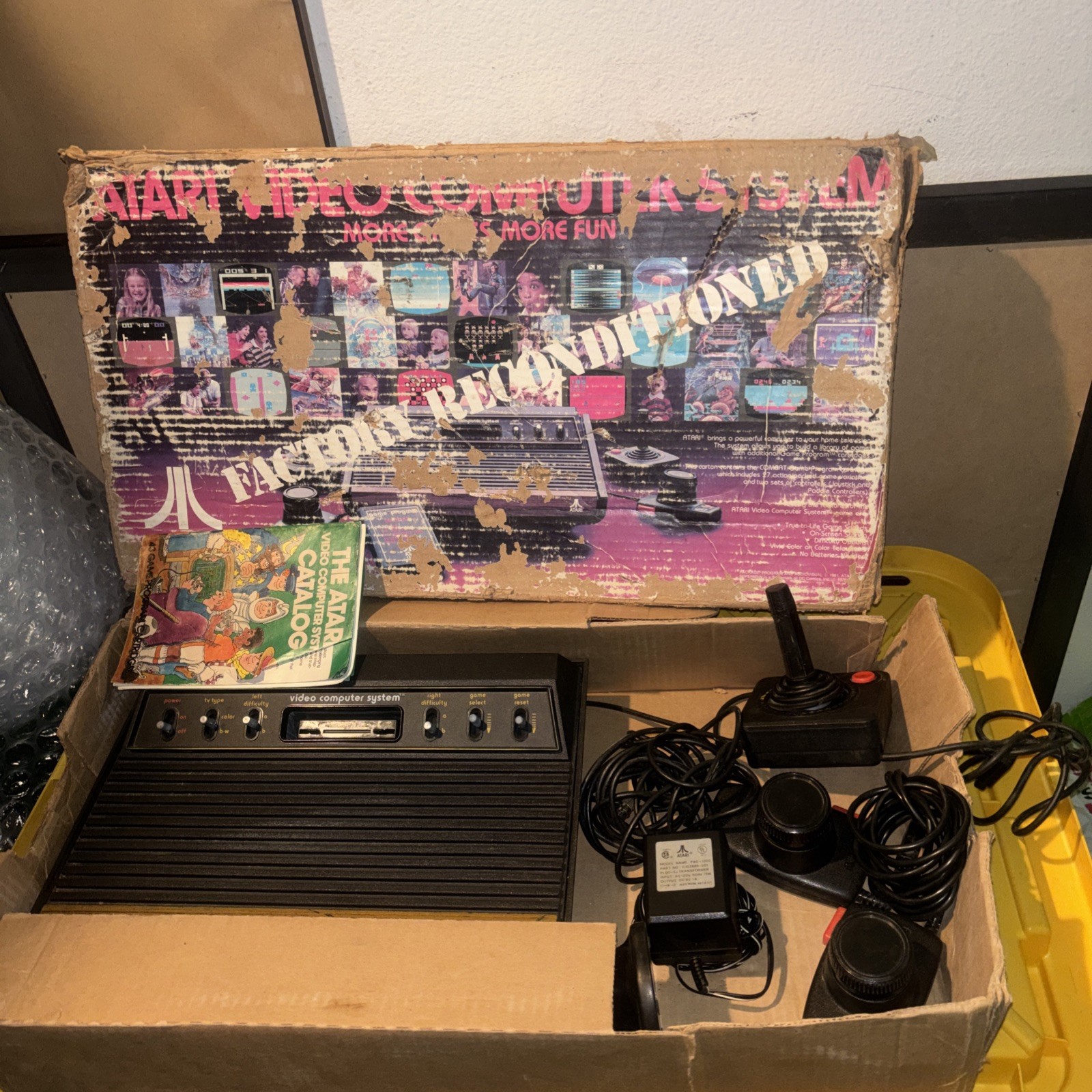 Atari 2600 Heavy Sixer Console In Box Chess Piece Box Tested Works Bundle