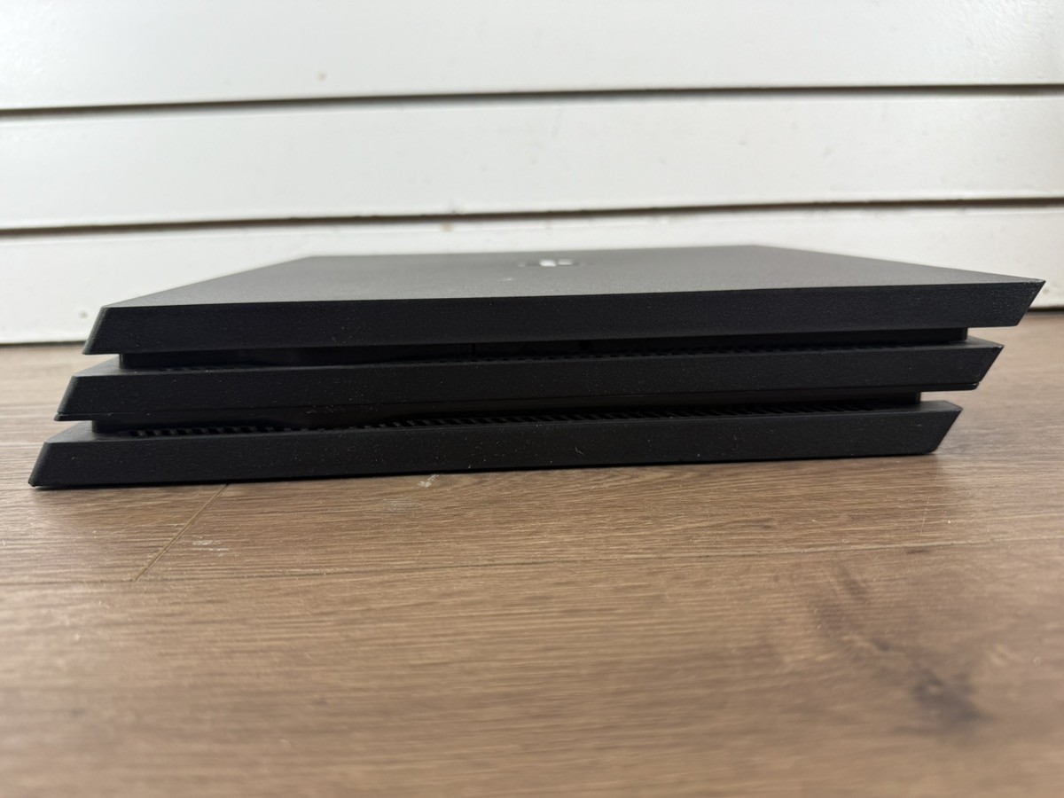 SONY PS4 – SYSTEM PRO – CUH-7215B – 1TB (WCP037130)